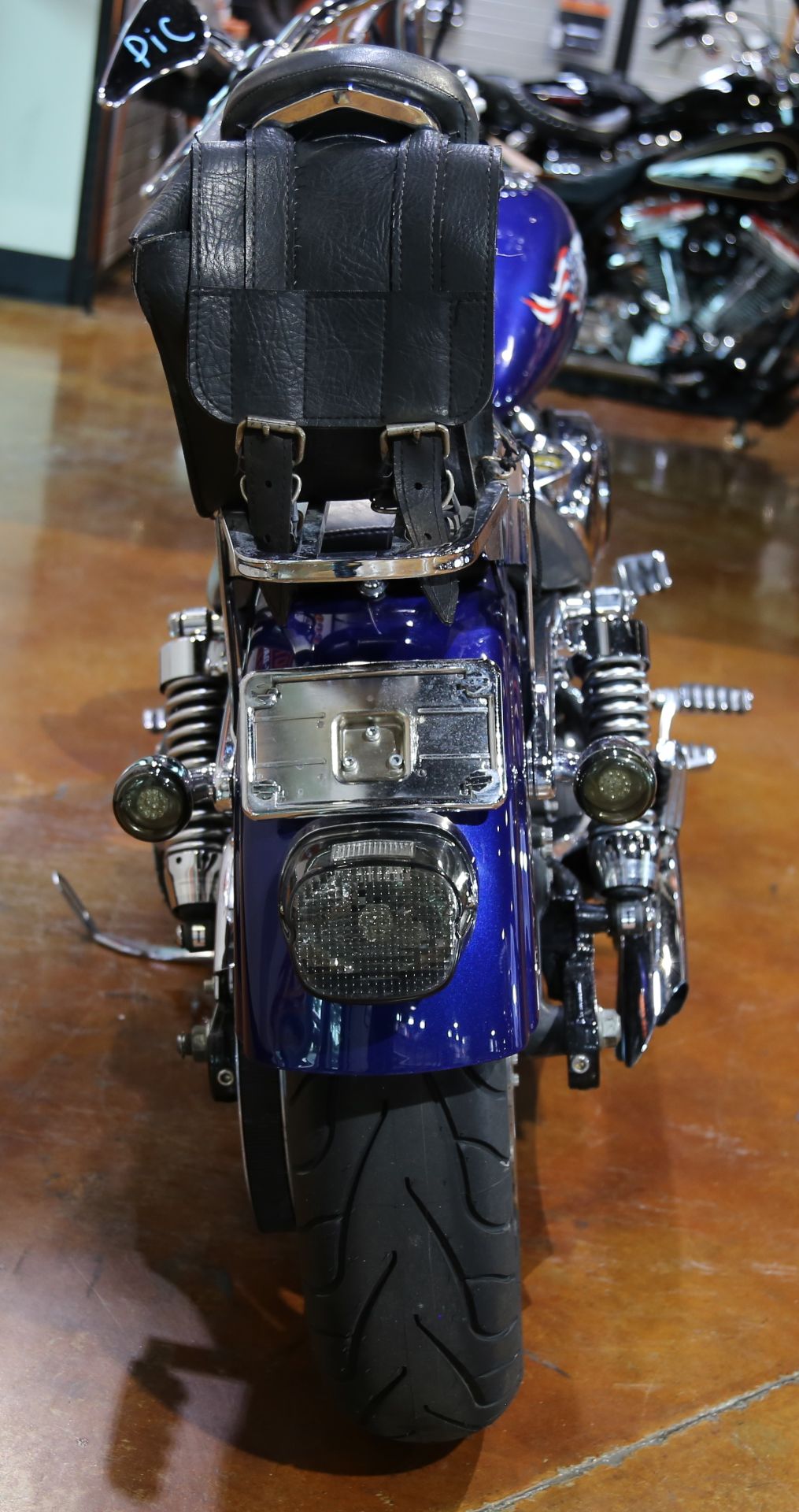 2006 Harley-Davidson Dyna™ Street Bob™ in Houma, Louisiana - Photo 6