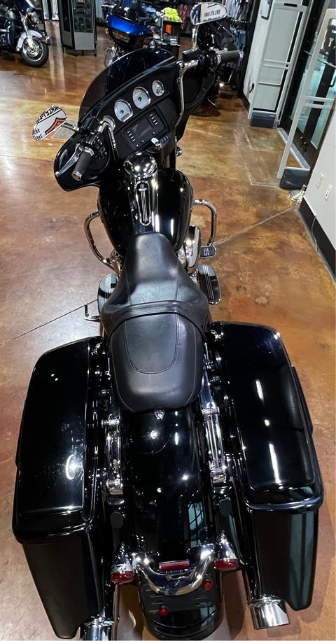 2017 Harley-Davidson Street Glide® in Houma, Louisiana - Photo 8