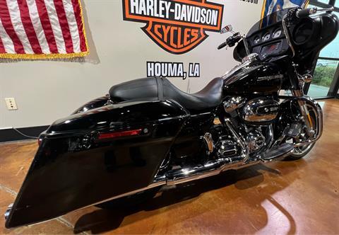 2017 Harley-Davidson Street Glide® in Houma, Louisiana - Photo 12