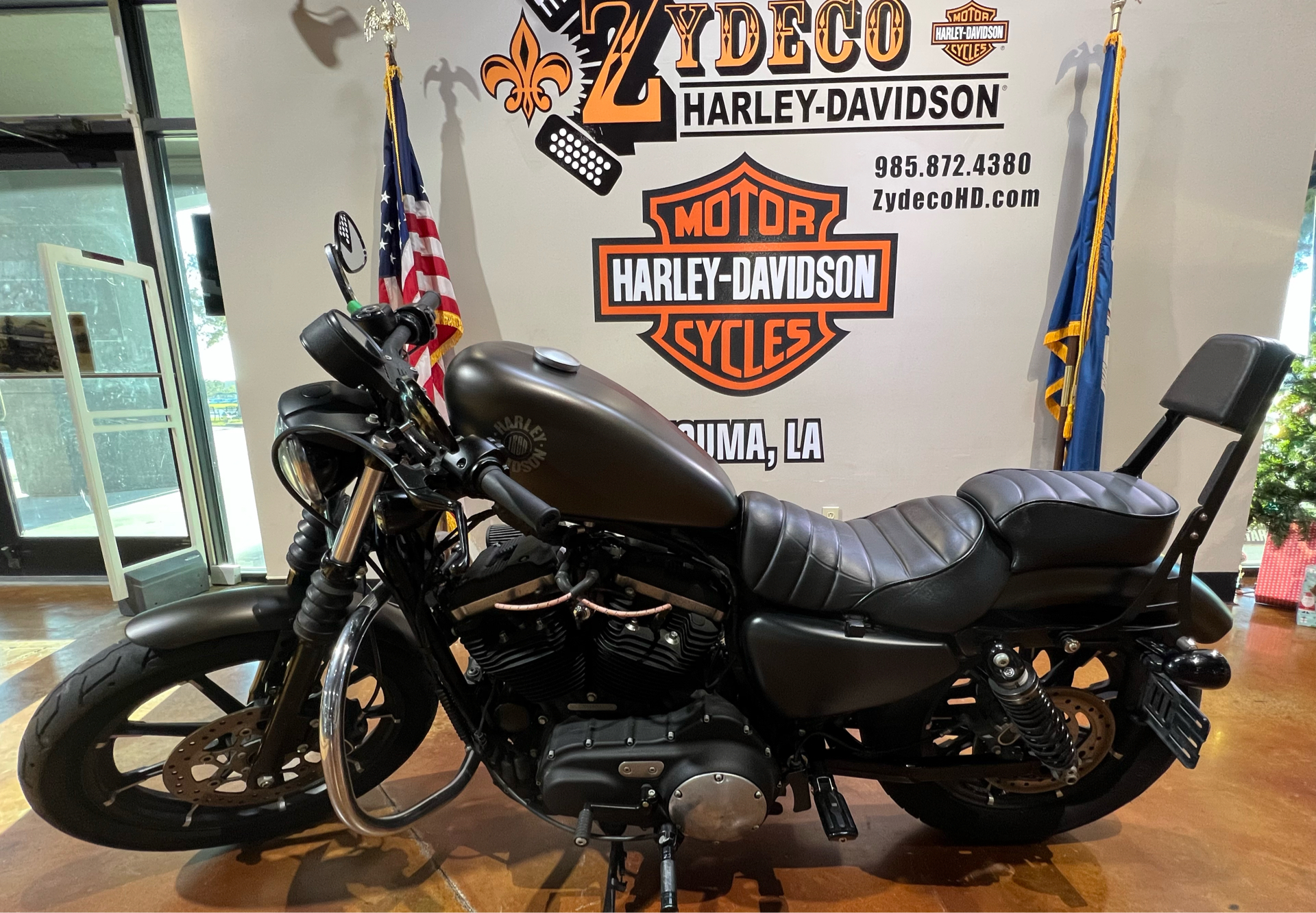 2021 Harley-Davidson Iron 883™ in Houma, Louisiana - Photo 2