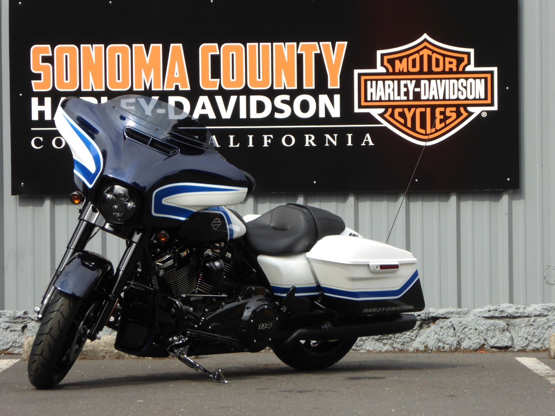 2021 Harley-Davidson Street Glide® Special in Cotati, California - Photo 3