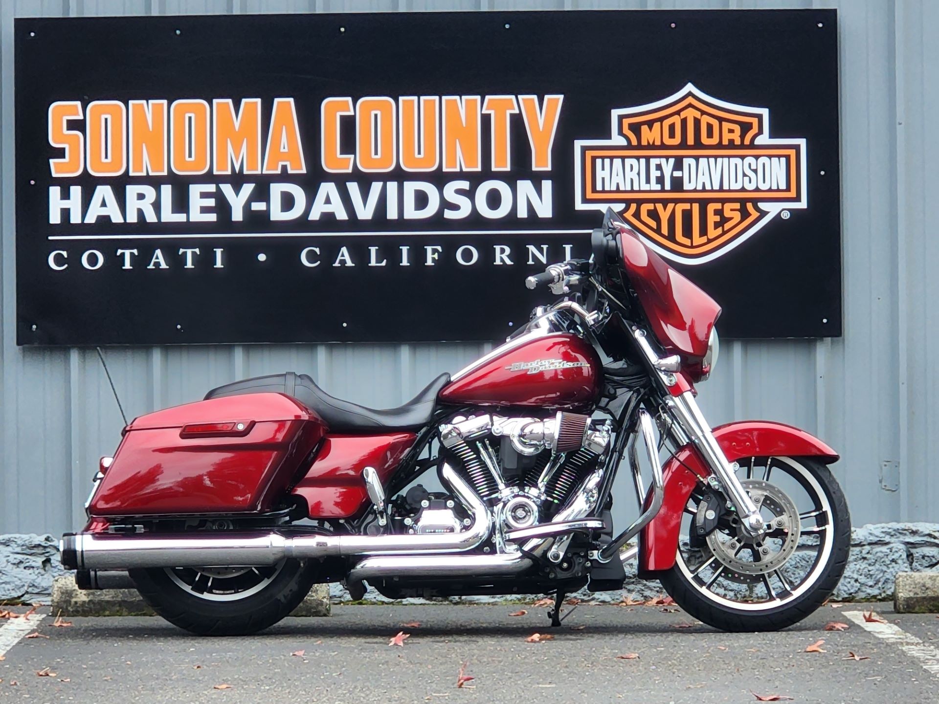 2017 Harley-Davidson Street Glide® Special in Cotati, California - Photo 1