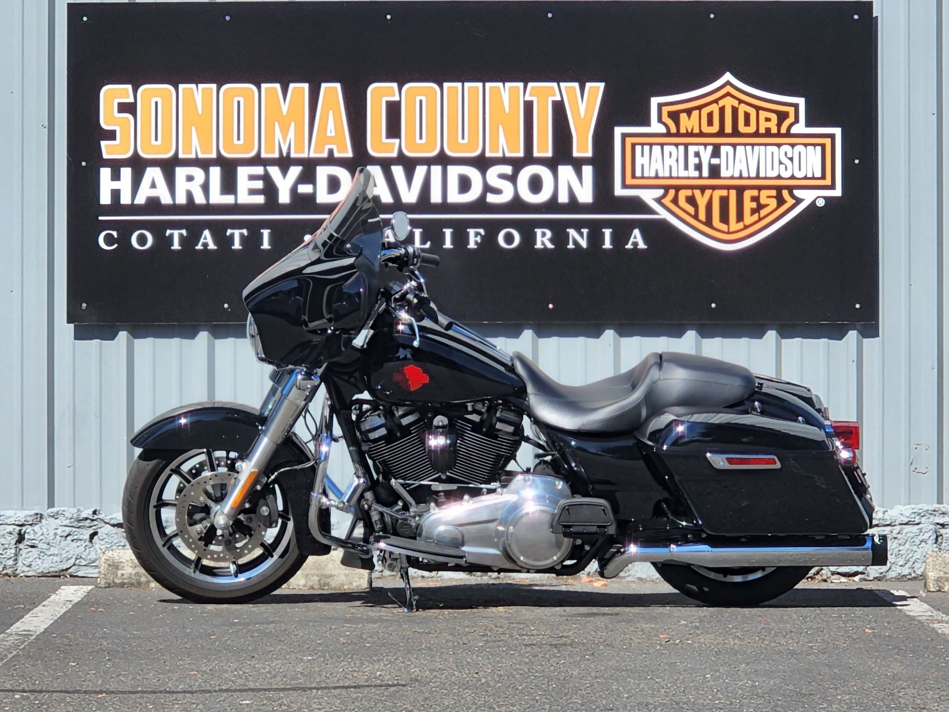 2020 Harley-Davidson Electra Glide® Standard in Cotati, California - Photo 3
