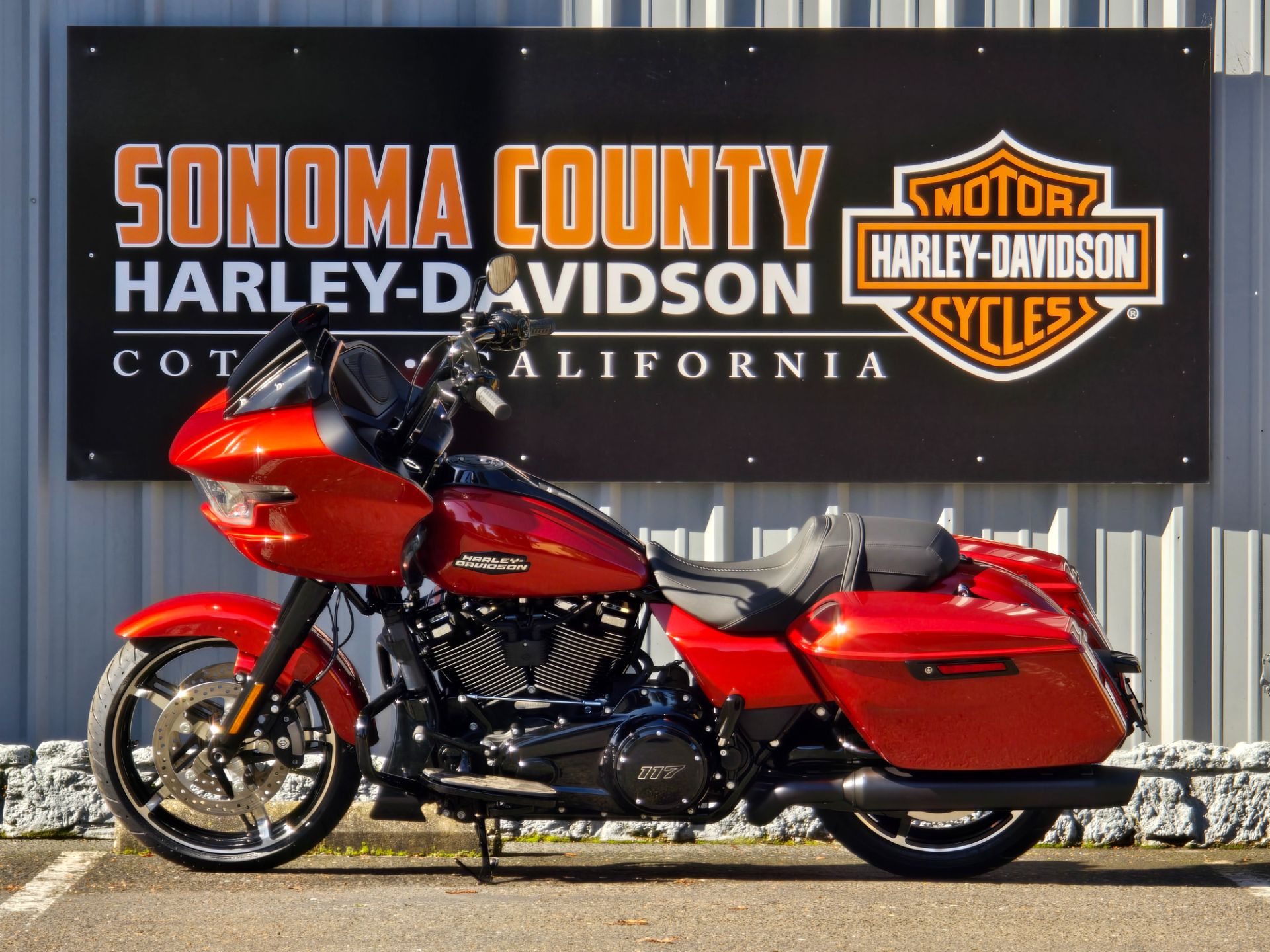 2024 Harley-Davidson Road Glide® in Cotati, California - Photo 3