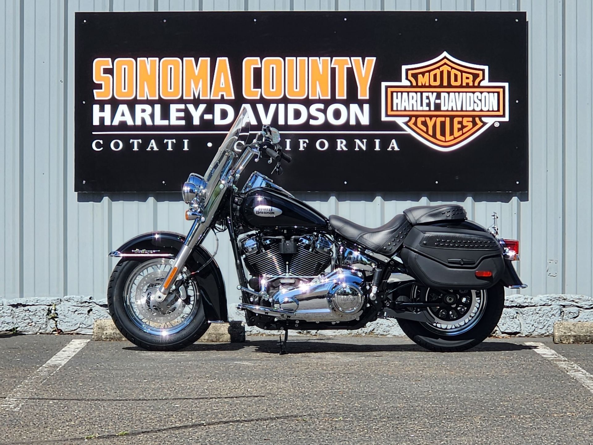 2024 Harley-Davidson Heritage Classic 114 in Cotati, California - Photo 3