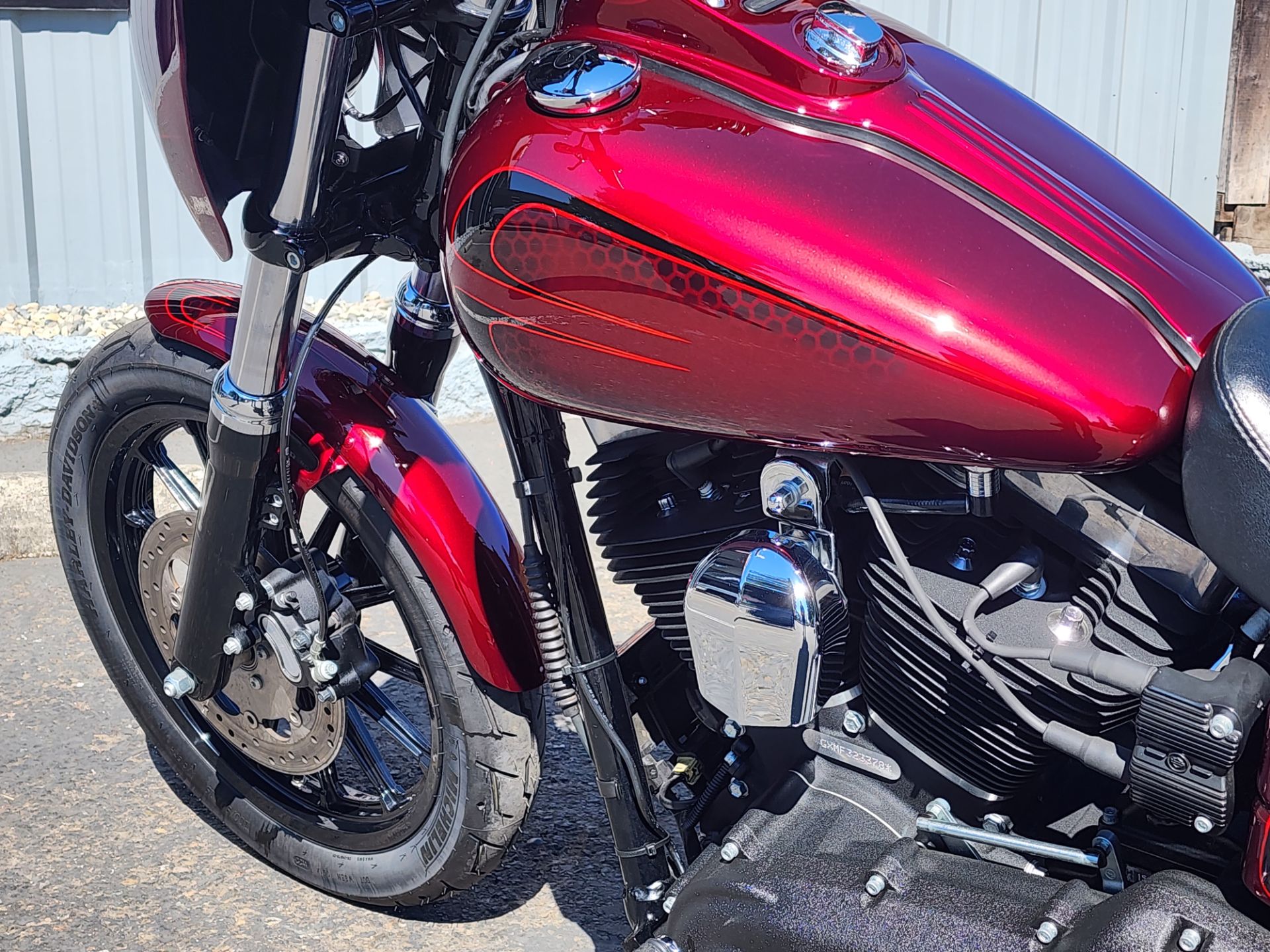 2015 Harley-Davidson Dyna Street Bob in Cotati, California - Photo 6