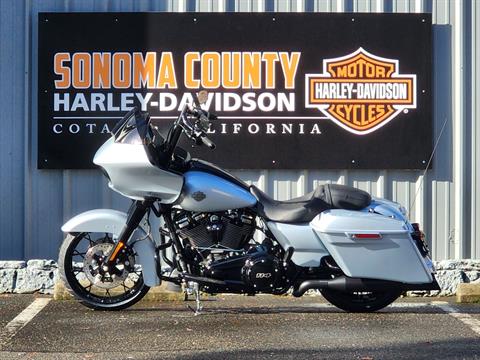 2023 Harley-Davidson Road Glide® Special in Cotati, California - Photo 3