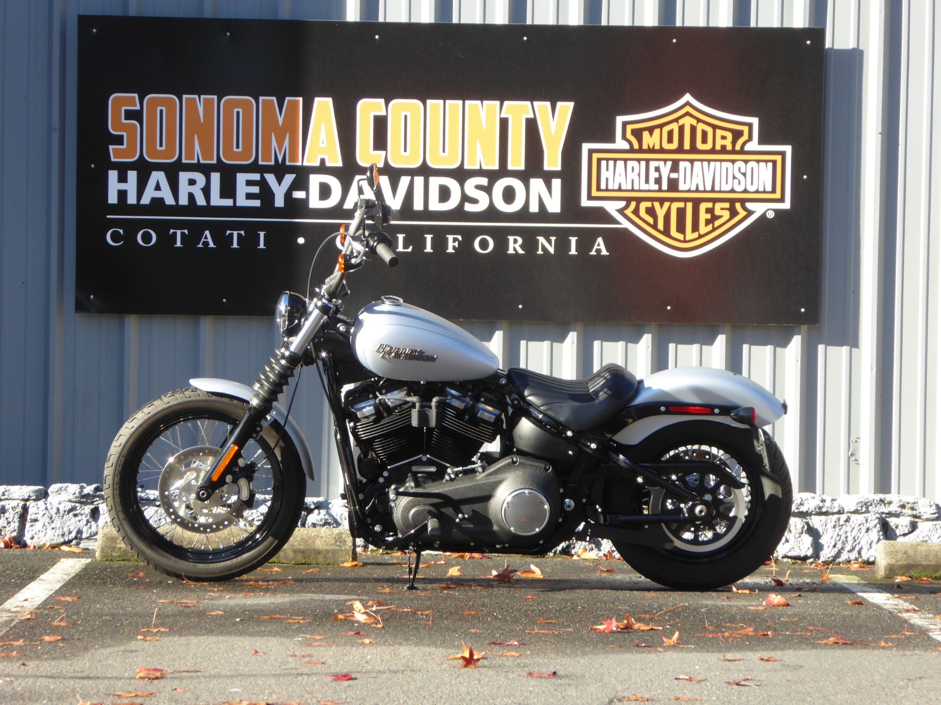 2020 Harley-Davidson Street Bob® in Cotati, California - Photo 3