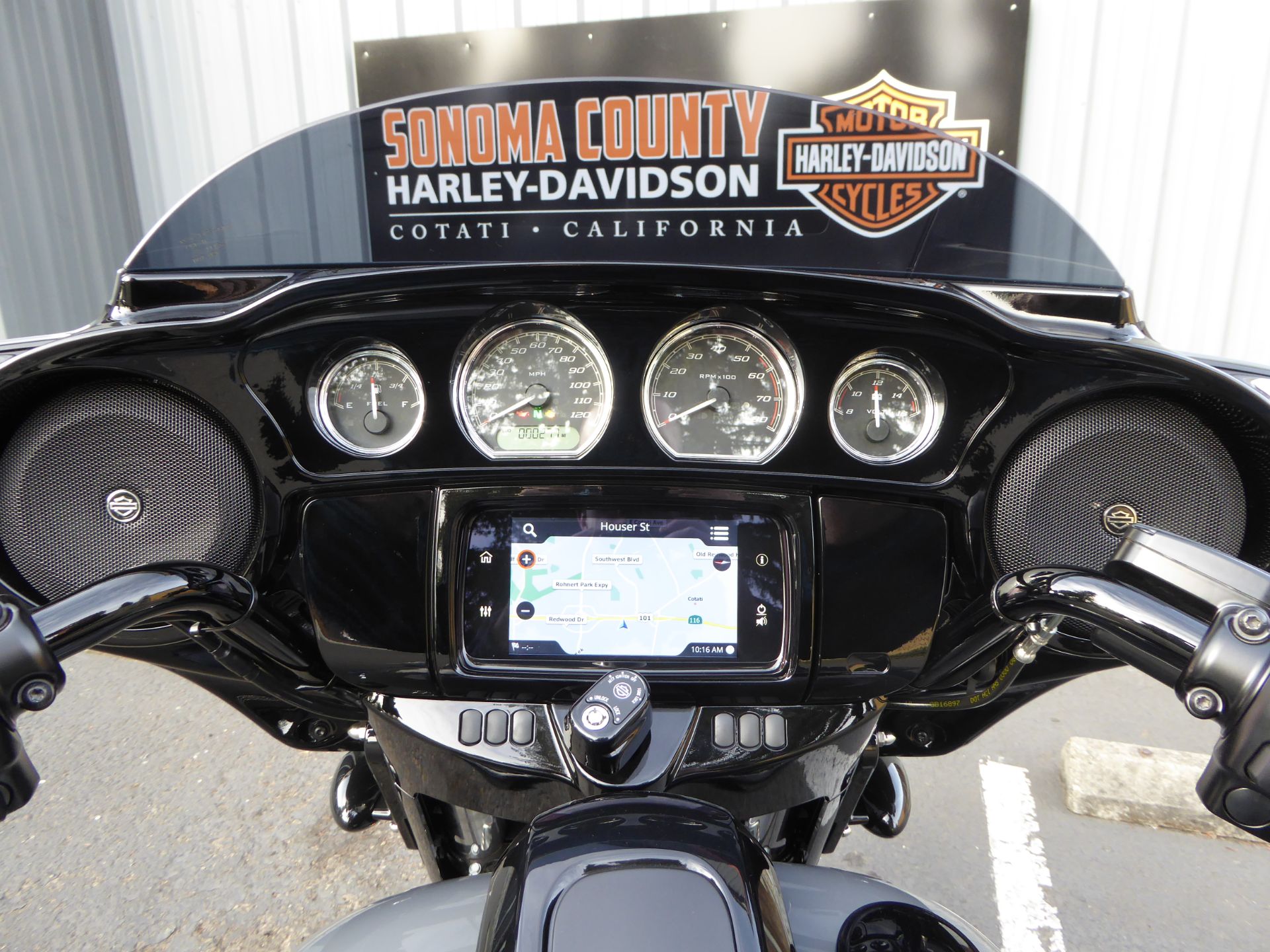 2022 Harley-Davidson Street Glide® Special in Cotati, California - Photo 5