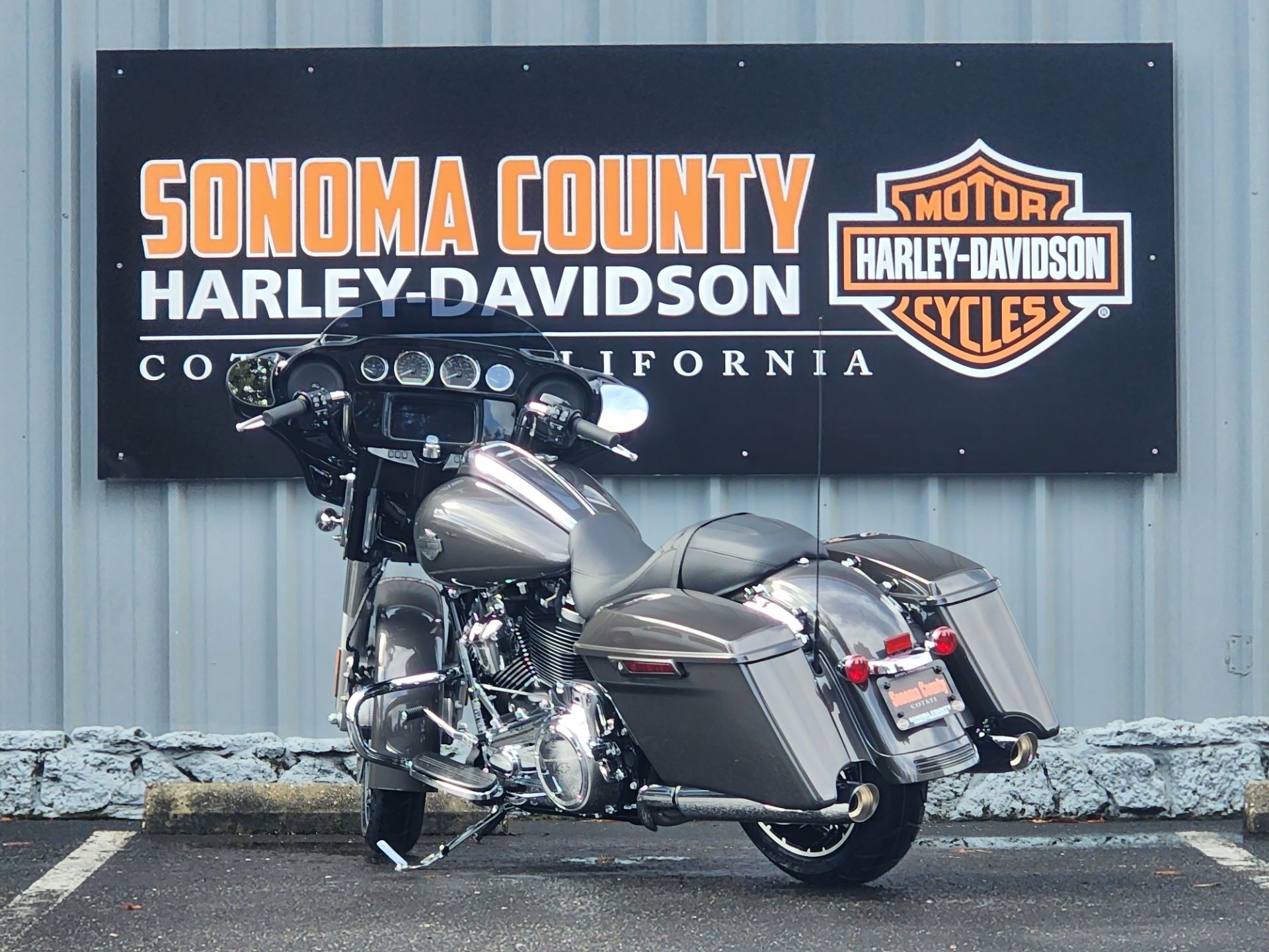 2023 Harley-Davidson Street Glide® Special in Cotati, California - Photo 4