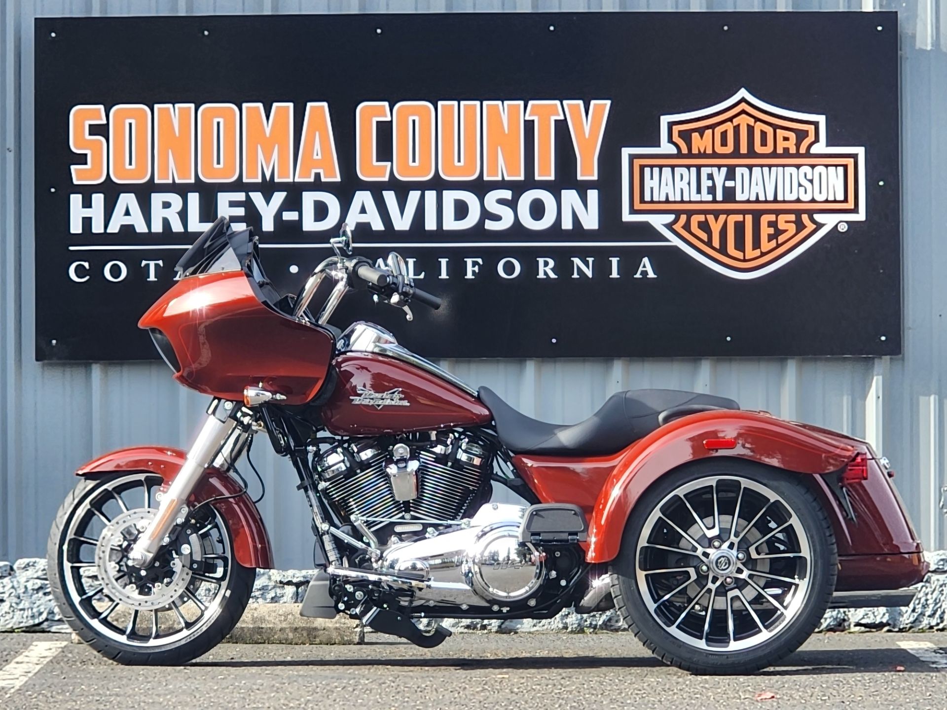 2024 Harley-Davidson Road Glide 3 in Cotati, California - Photo 3