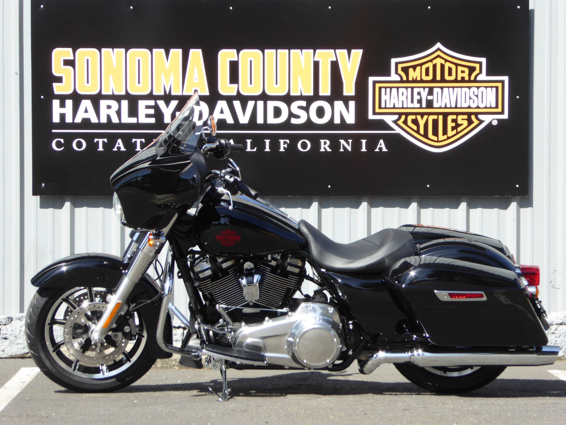 2022 Harley-Davidson Electra Glide® Standard in Cotati, California - Photo 3
