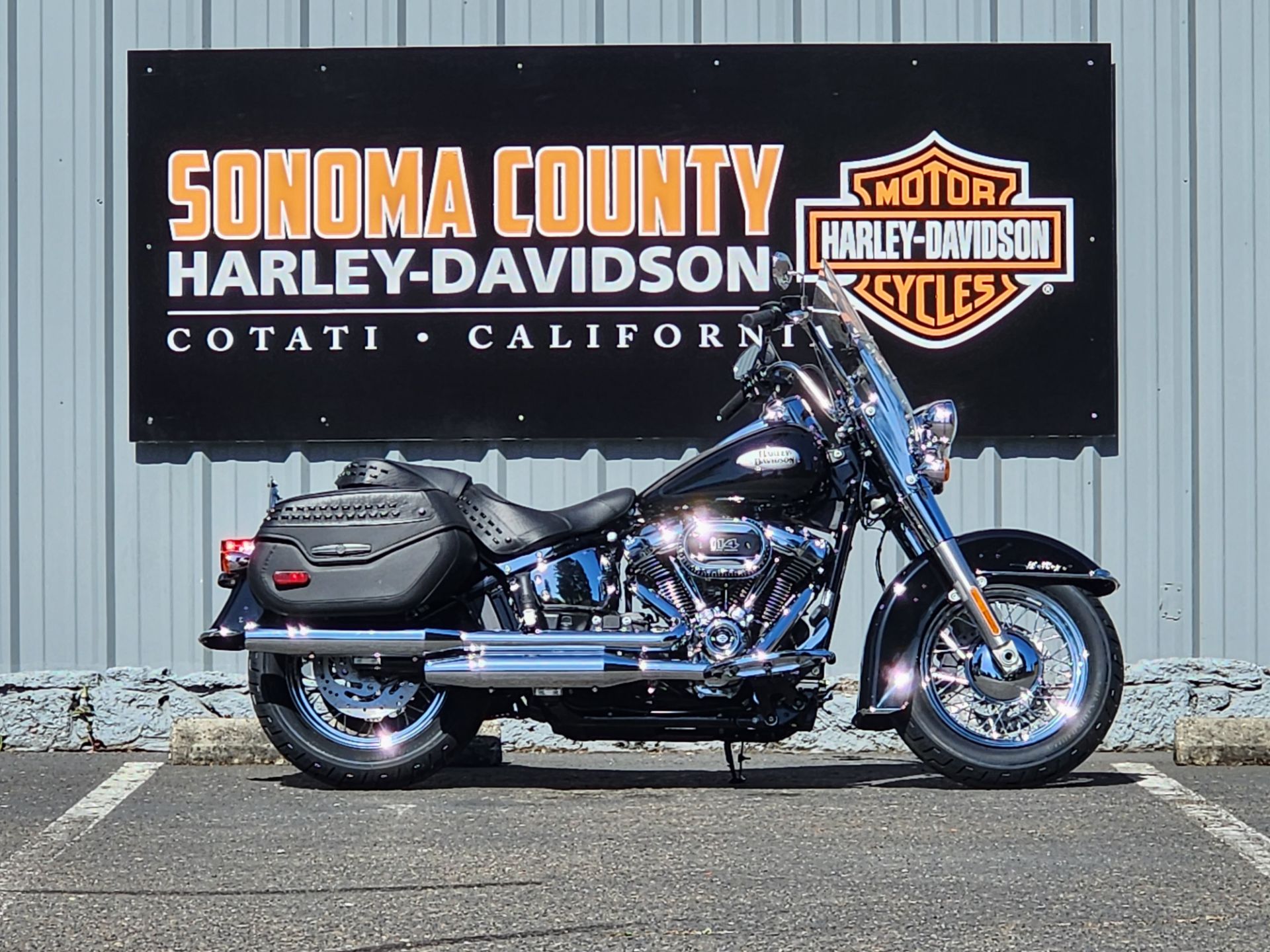 2023 Harley-Davidson Heritage Classic 114 in Cotati, California - Photo 1