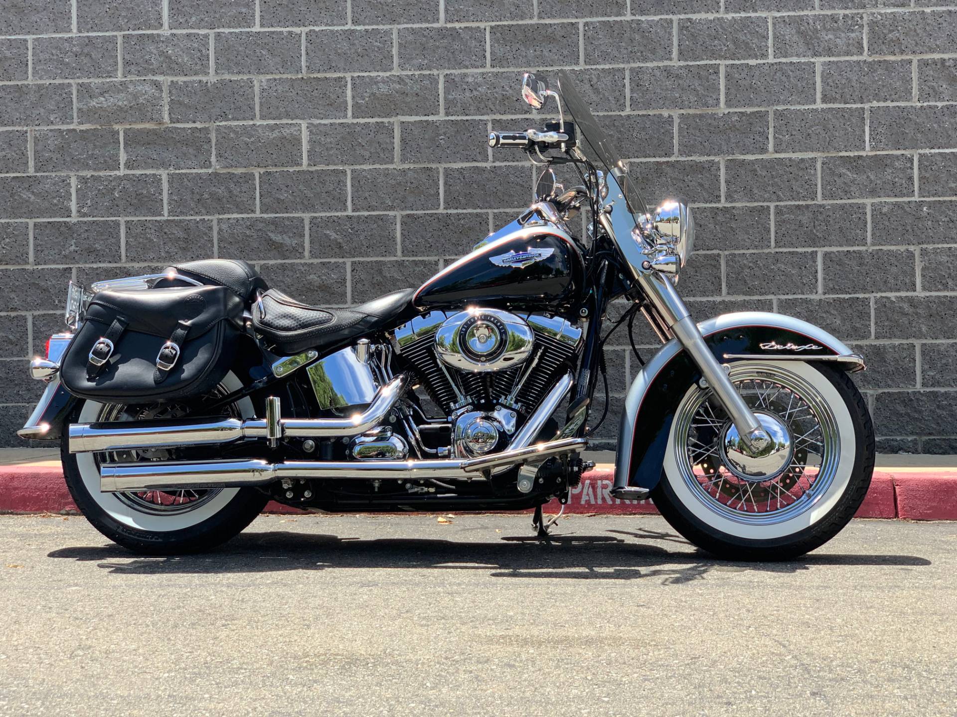 2015 Harley-Davidson Softail® Deluxe 