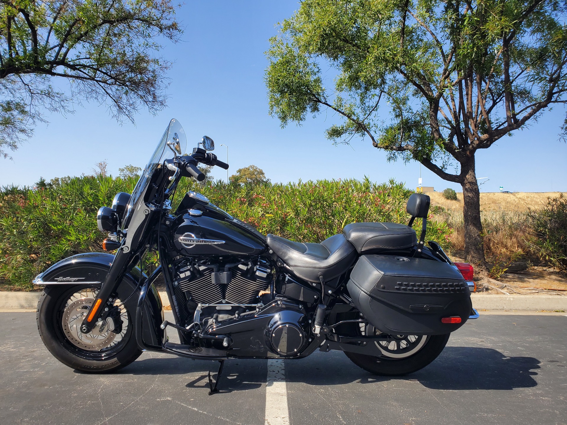 2019 Harley-Davidson Heritage Classic 107 in Livermore, California - Photo 3