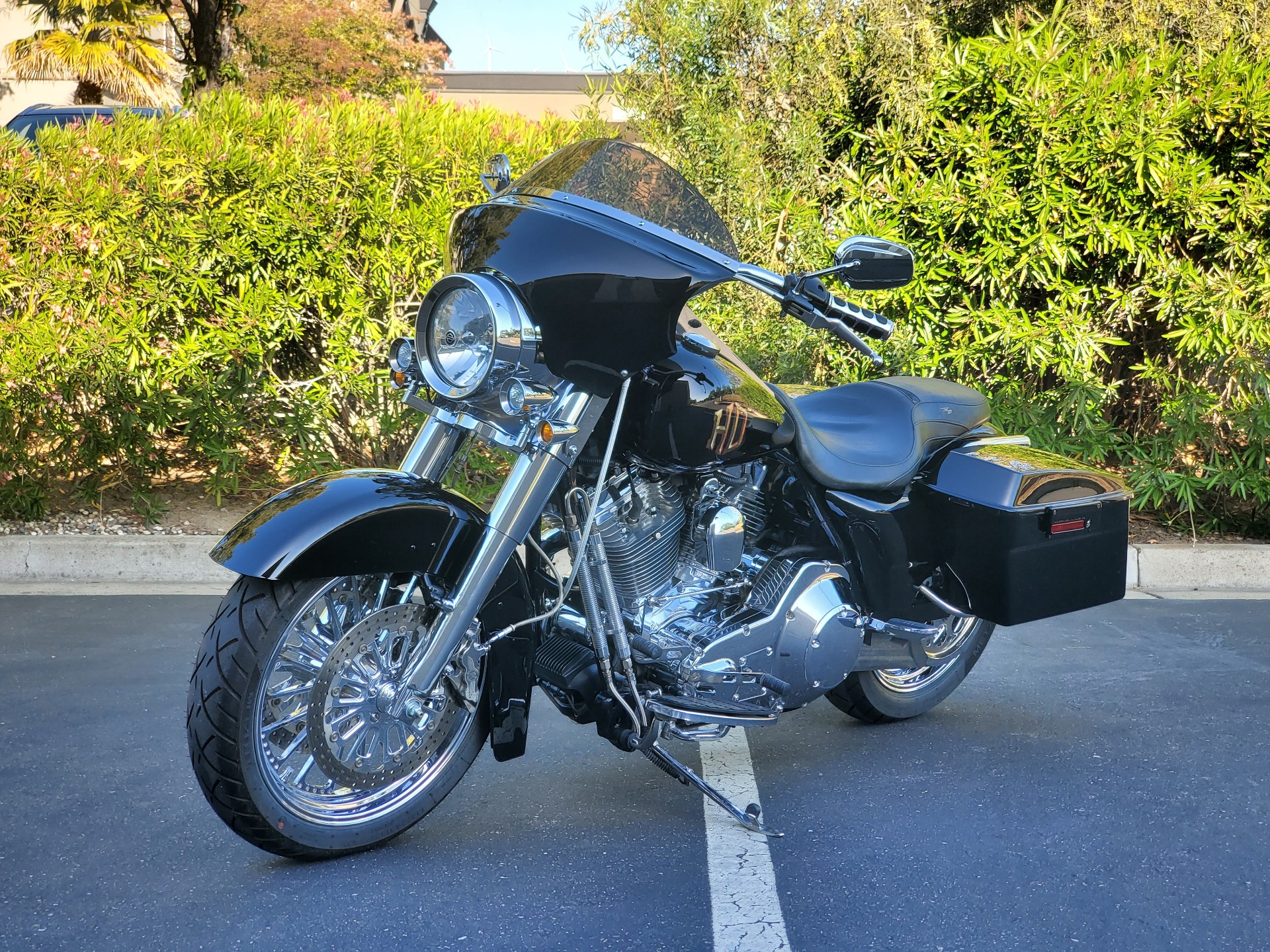 2005 Harley-Davidson FLHR/FLHRI Road King® in Livermore, California - Photo 2