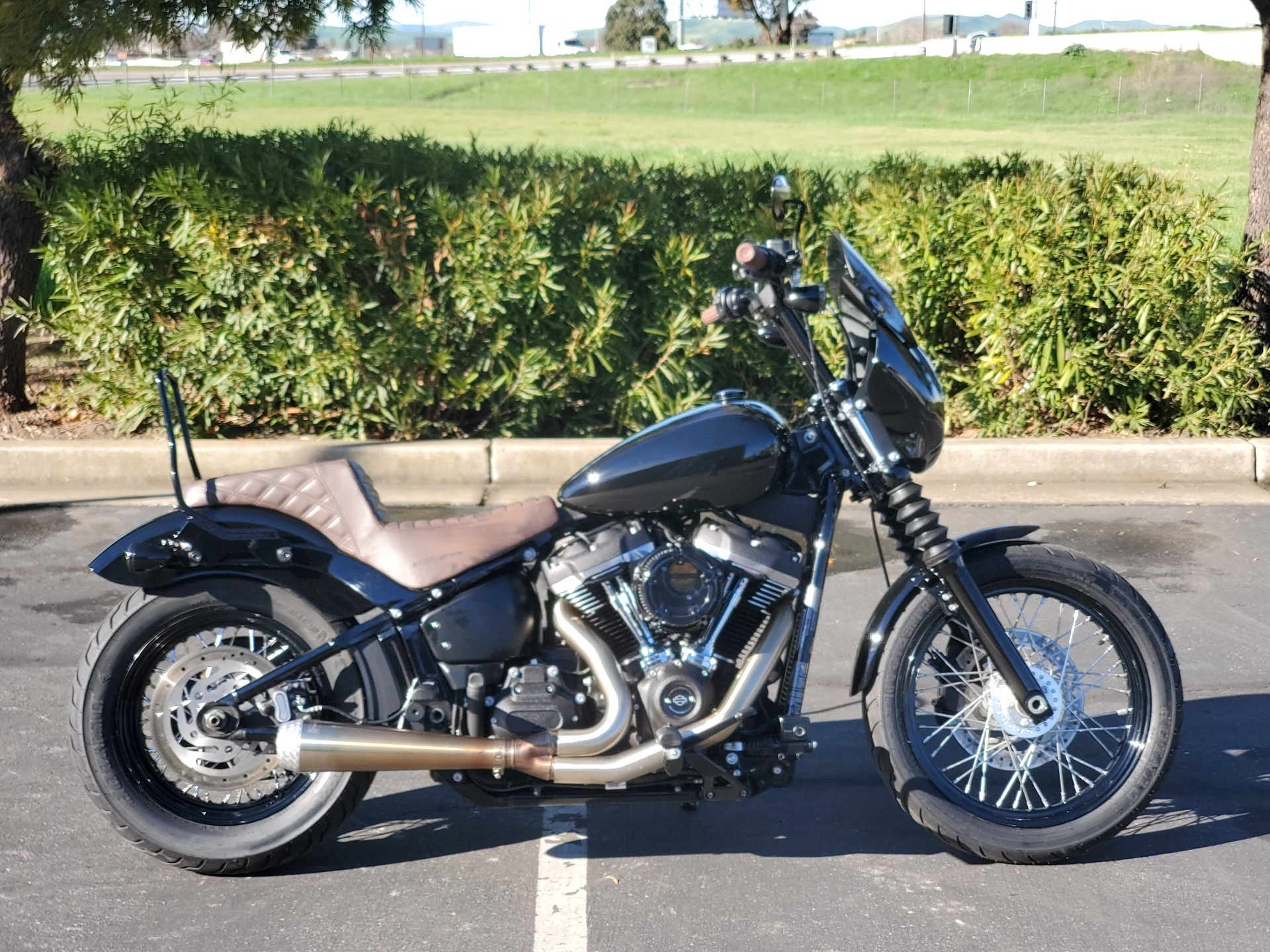 2018 Harley-Davidson Street Bob® 107 in Livermore, California - Photo 2