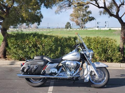 2004 Harley-Davidson FLHRCI Road King® Classic in Livermore, California - Photo 2