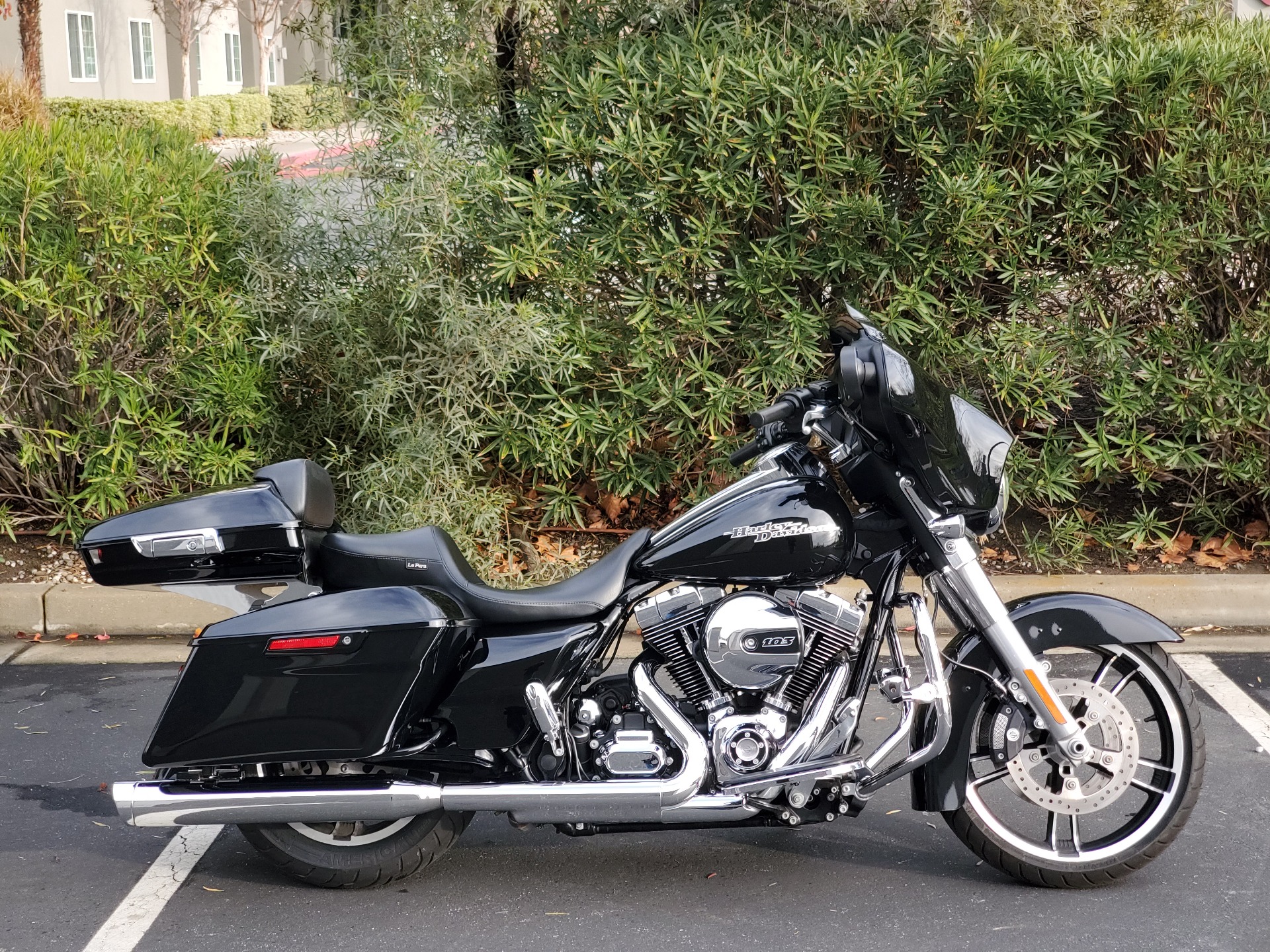 2016 Harley-Davidson Street Glide® in Livermore, California - Photo 3