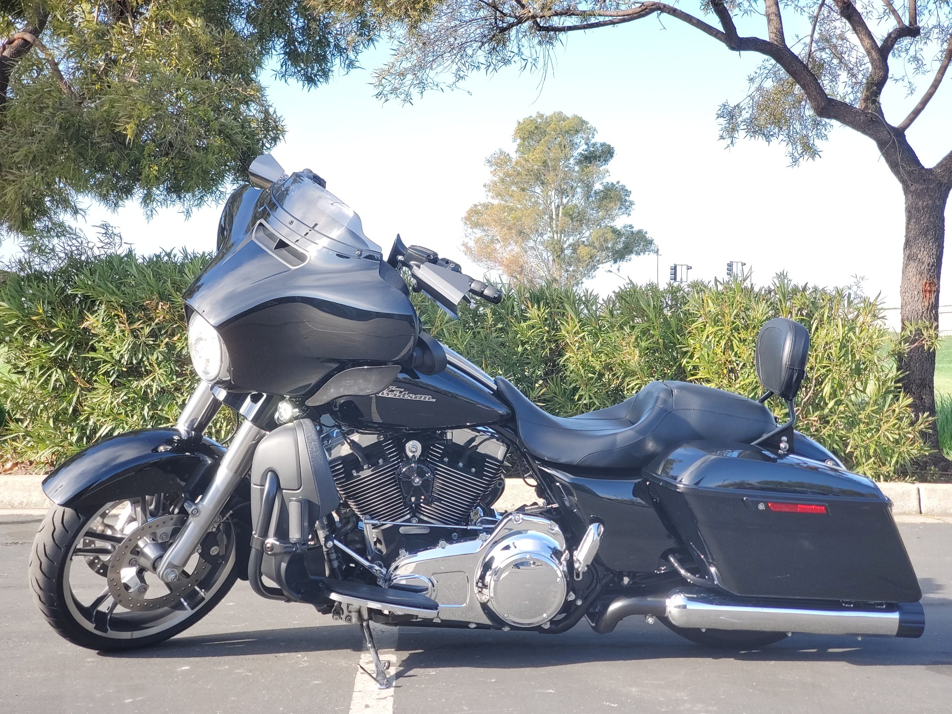 2016 Harley-Davidson Street Glide® in Livermore, California - Photo 8