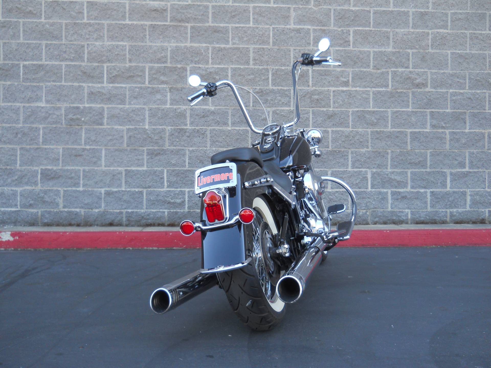 softail deluxe rear fender tip