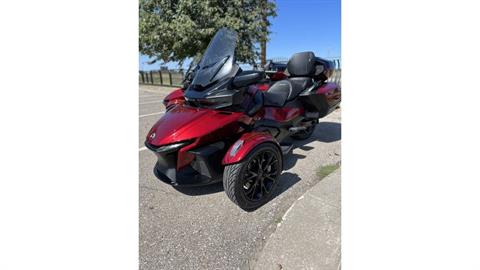 2021 Can-Am Spyder RT Limited in Topeka, Kansas - Photo 2