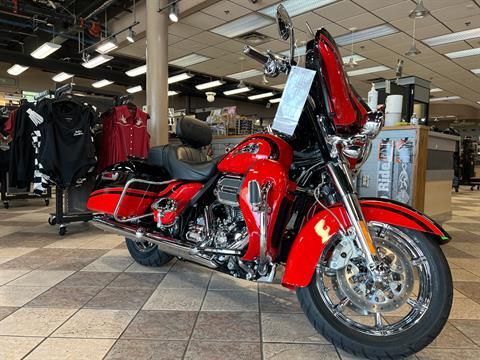 2016 Harley-Davidson CVO™ Limited in Frederick, Maryland - Photo 1