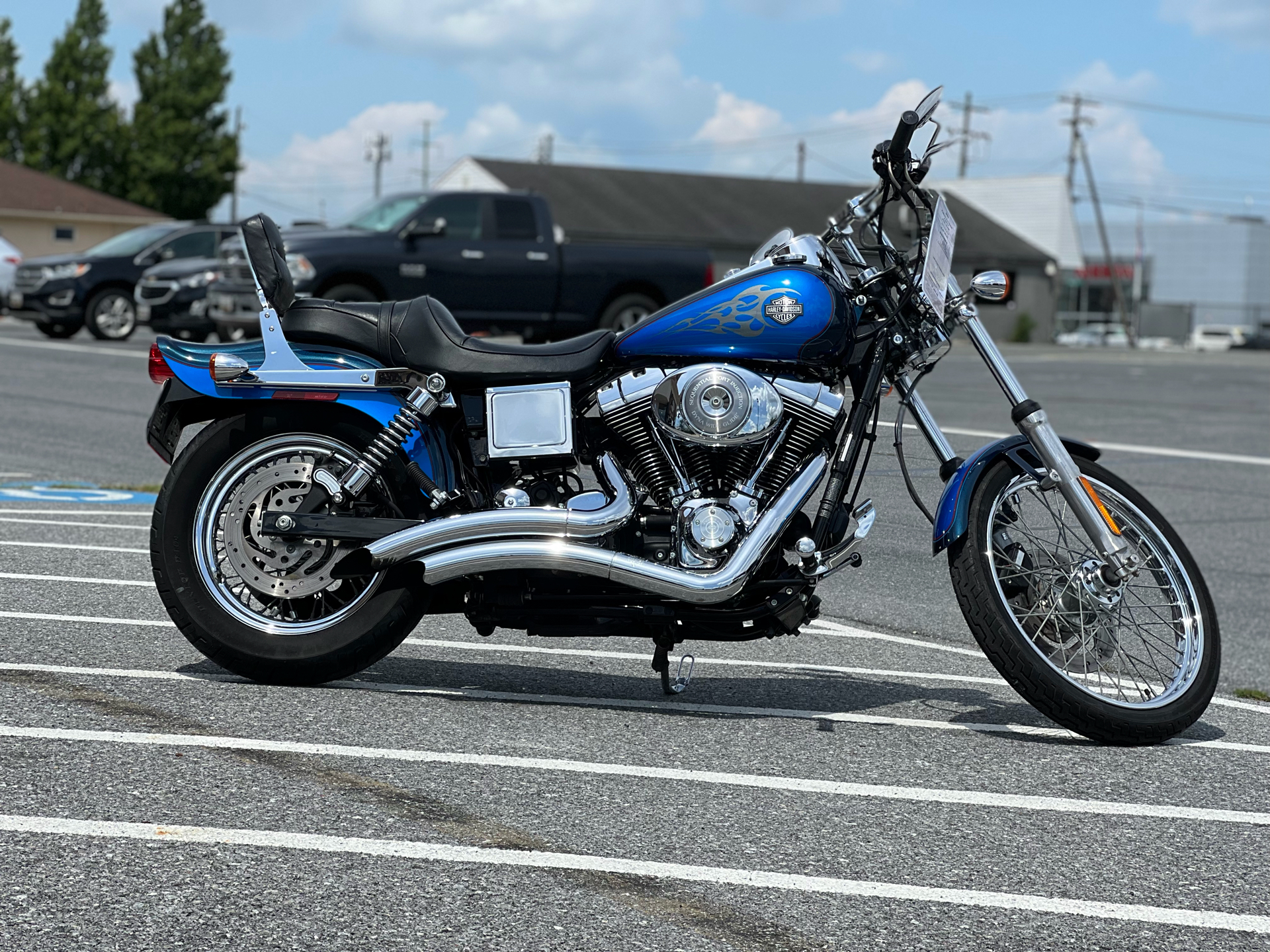 2004 Harley-Davidson FXDWG/FXDWGI Dyna Wide Glide® in Frederick, Maryland - Photo 2