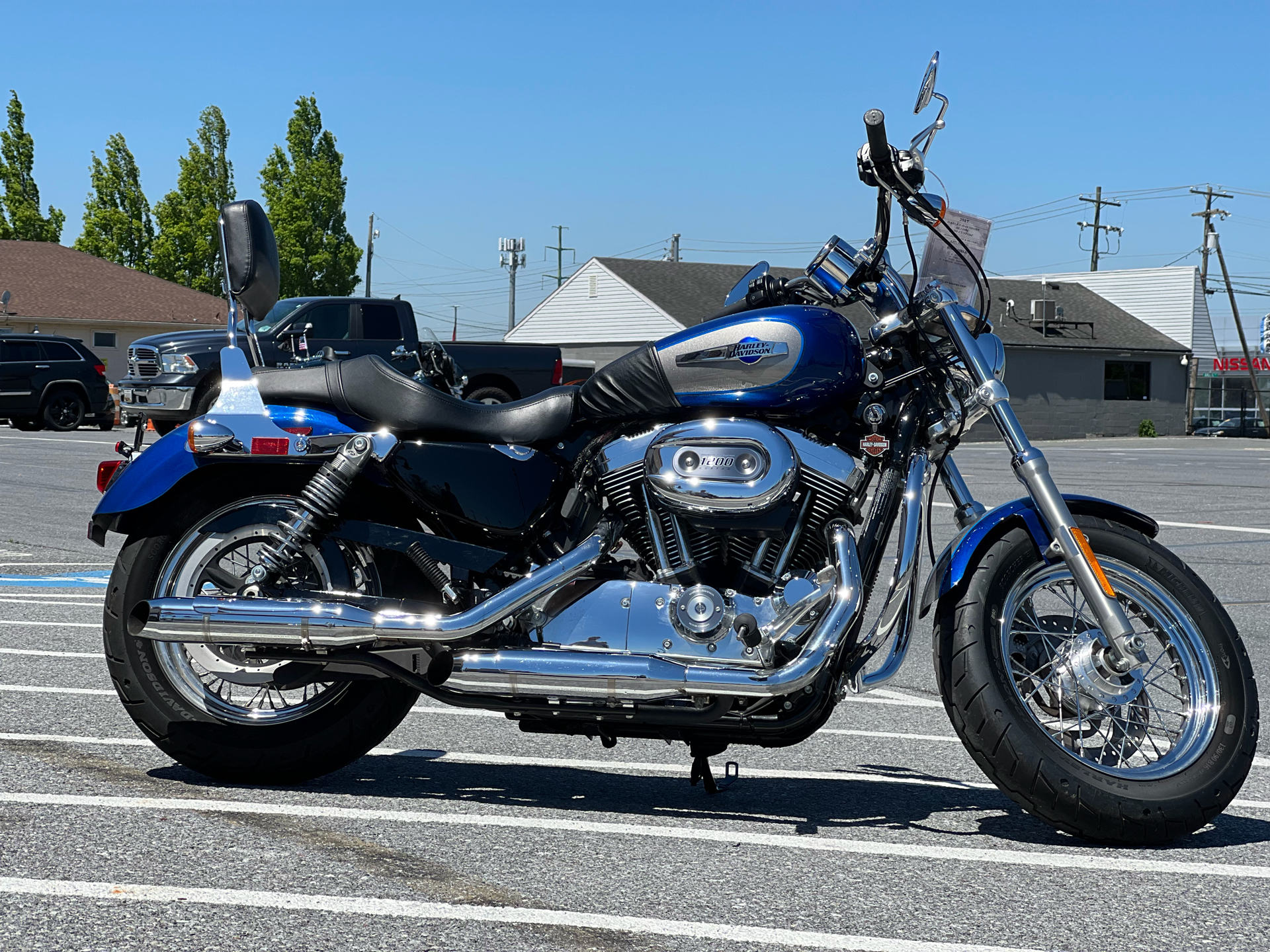 2017 Harley-Davidson 1200 Custom in Frederick, Maryland - Photo 2