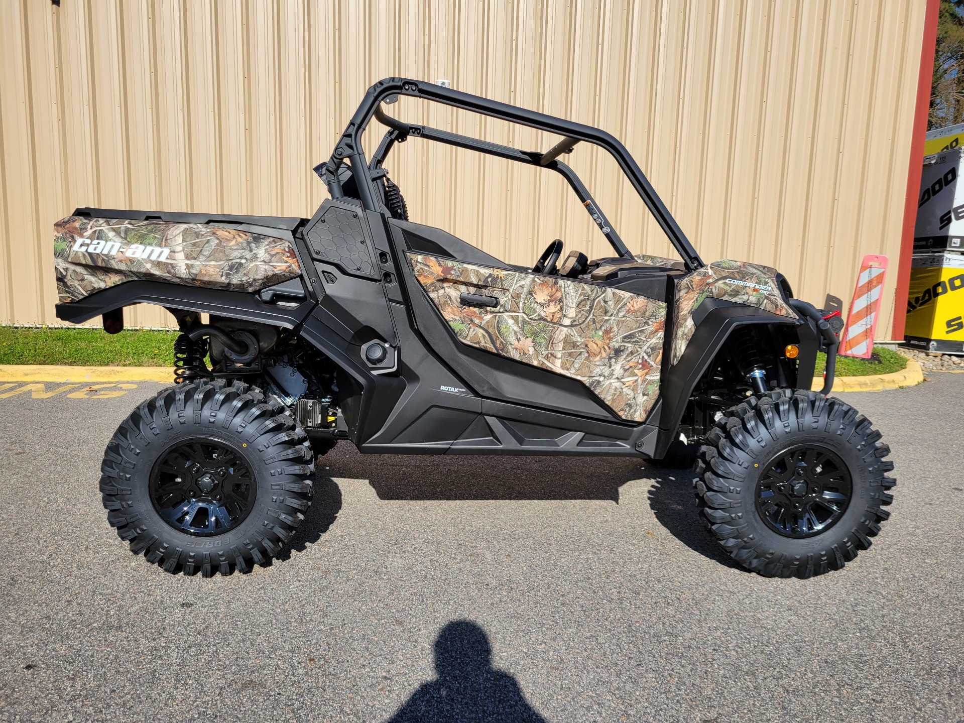 2024 Can-Am Commander X MR in Chesapeake, Virginia - Photo 1