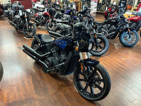 2024 Indian Motorcycle Scout® Rogue ABS Icon in Chesapeake, Virginia - Photo 2