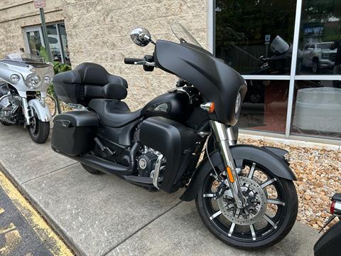 2020 Indian Motorcycle Roadmaster® Dark Horse® in Chesapeake, Virginia - Photo 2