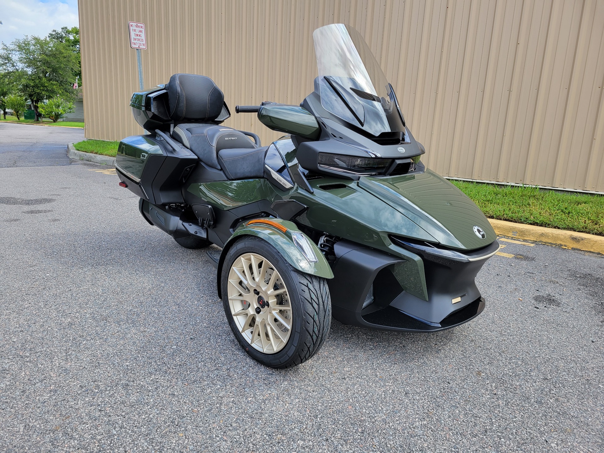 2023 Can-Am Spyder RT Sea-to-Sky in Chesapeake, Virginia - Photo 2