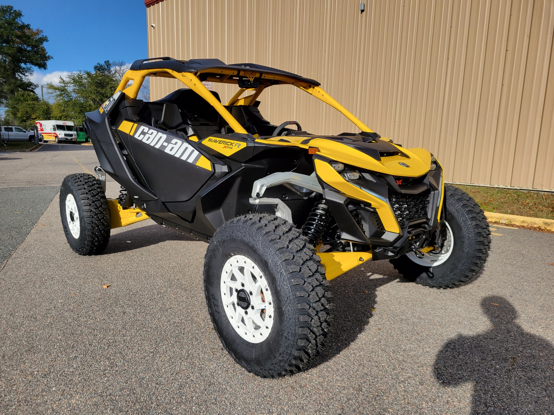 2024 Can-Am Maverick R X RS with Smart-Shox 999T DCT in Chesapeake, Virginia - Photo 2