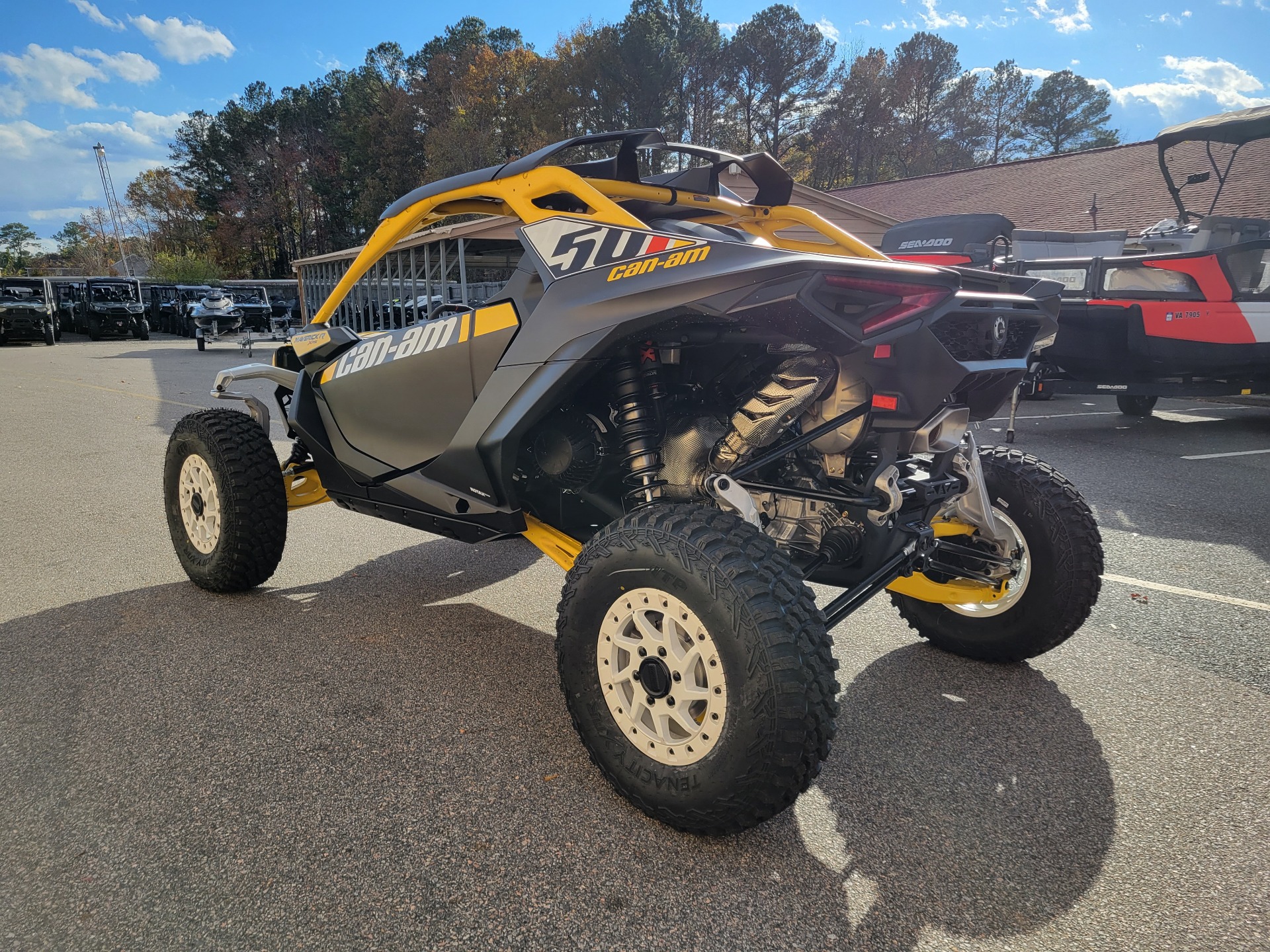 2024 Can-Am Maverick R X RS with Smart-Shox 999T DCT in Chesapeake, Virginia - Photo 6