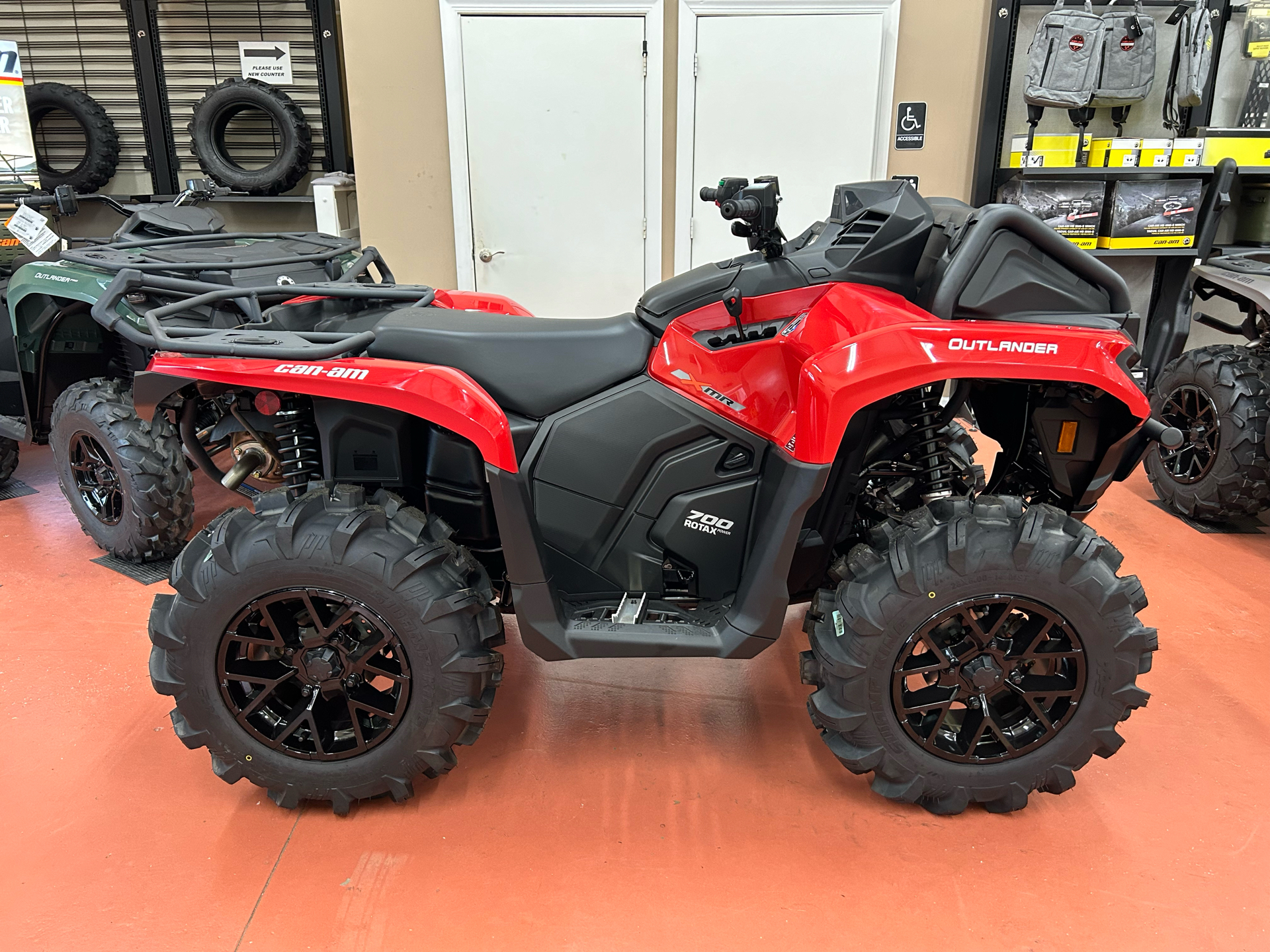 2024 Can-Am Outlander X MR 700 in Chesapeake, Virginia - Photo 1