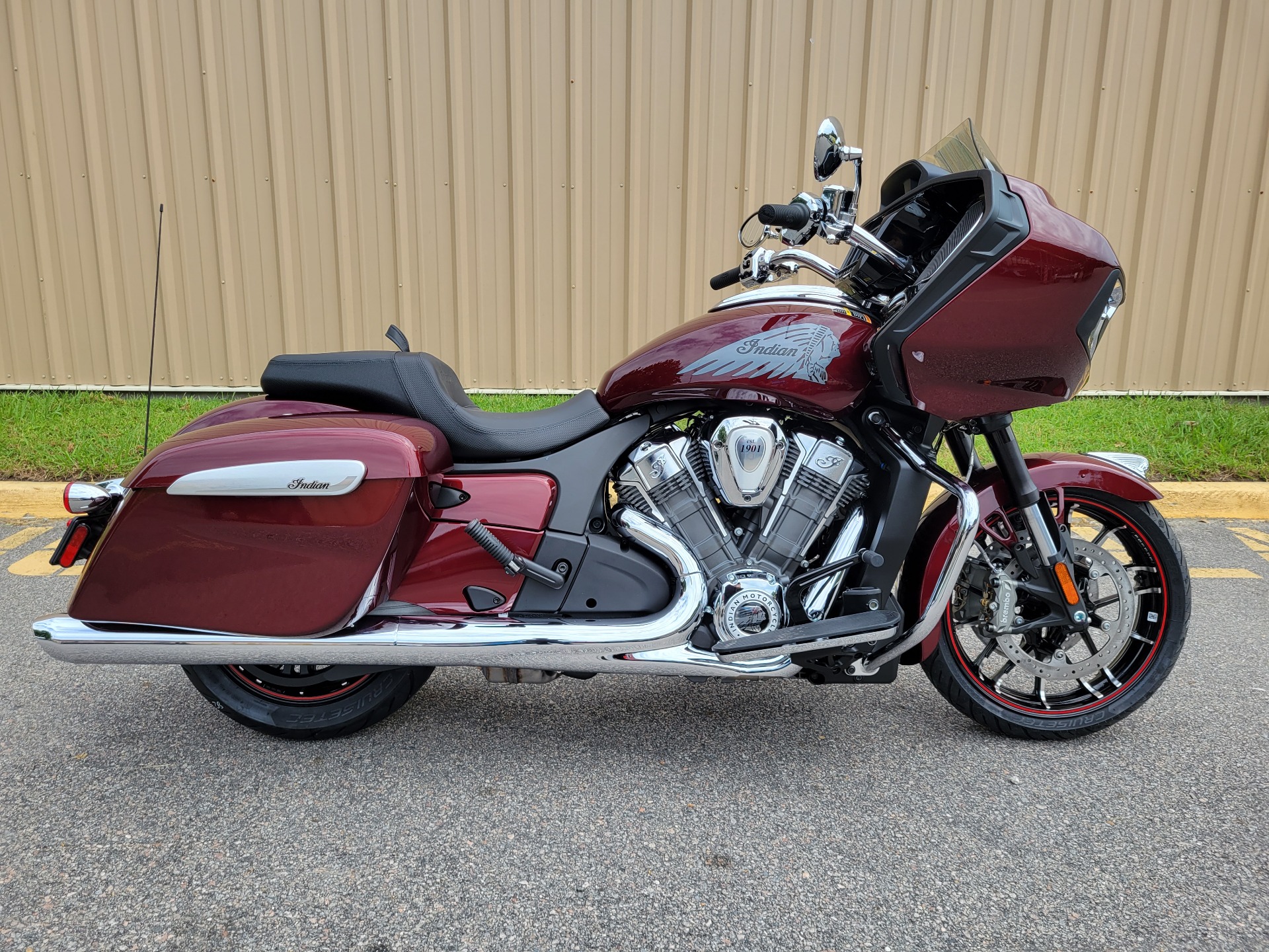 2023 Indian Motorcycle Challenger® Limited in Chesapeake, Virginia - Photo 1