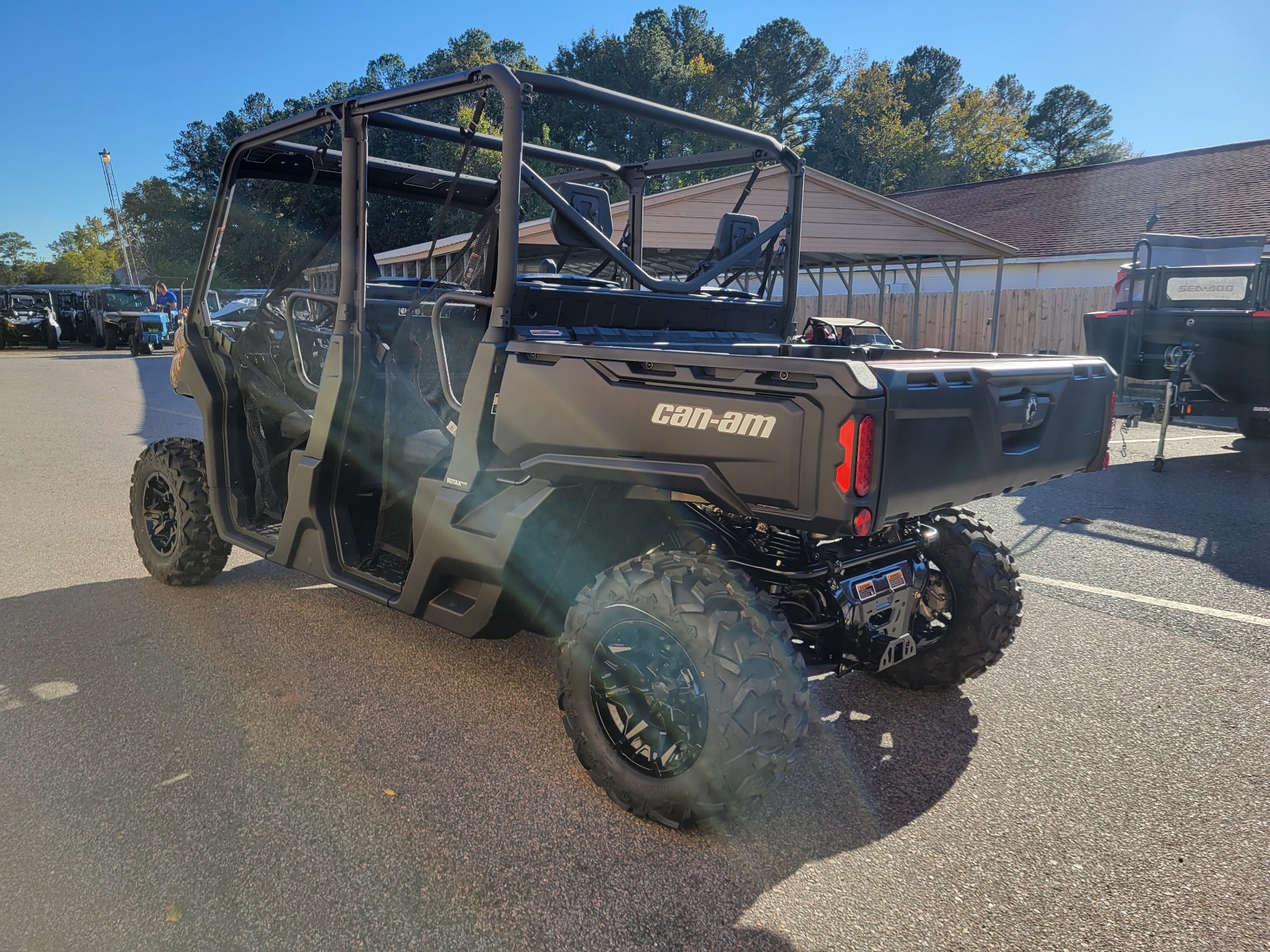 2024 Can-Am Defender MAX DPS HD9 in Chesapeake, Virginia - Photo 6