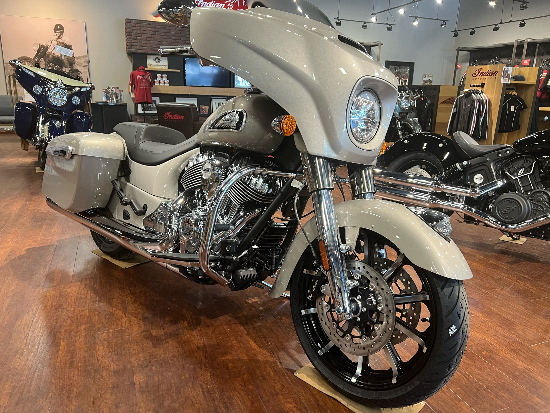 2022 Indian Chieftain® Limited in Chesapeake, Virginia - Photo 2