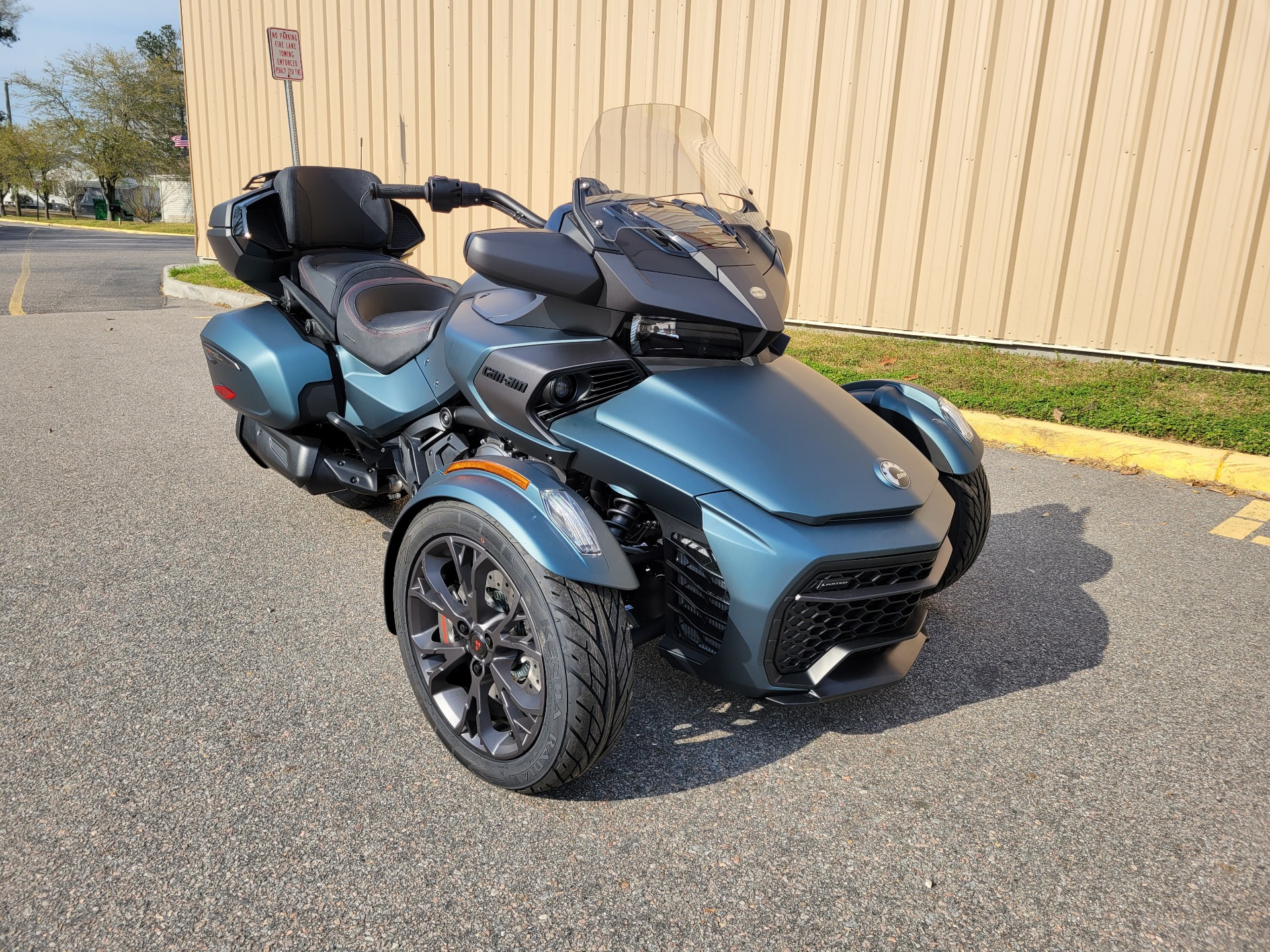 2023 Can-Am Spyder F3 Limited Special Series in Chesapeake, Virginia - Photo 2