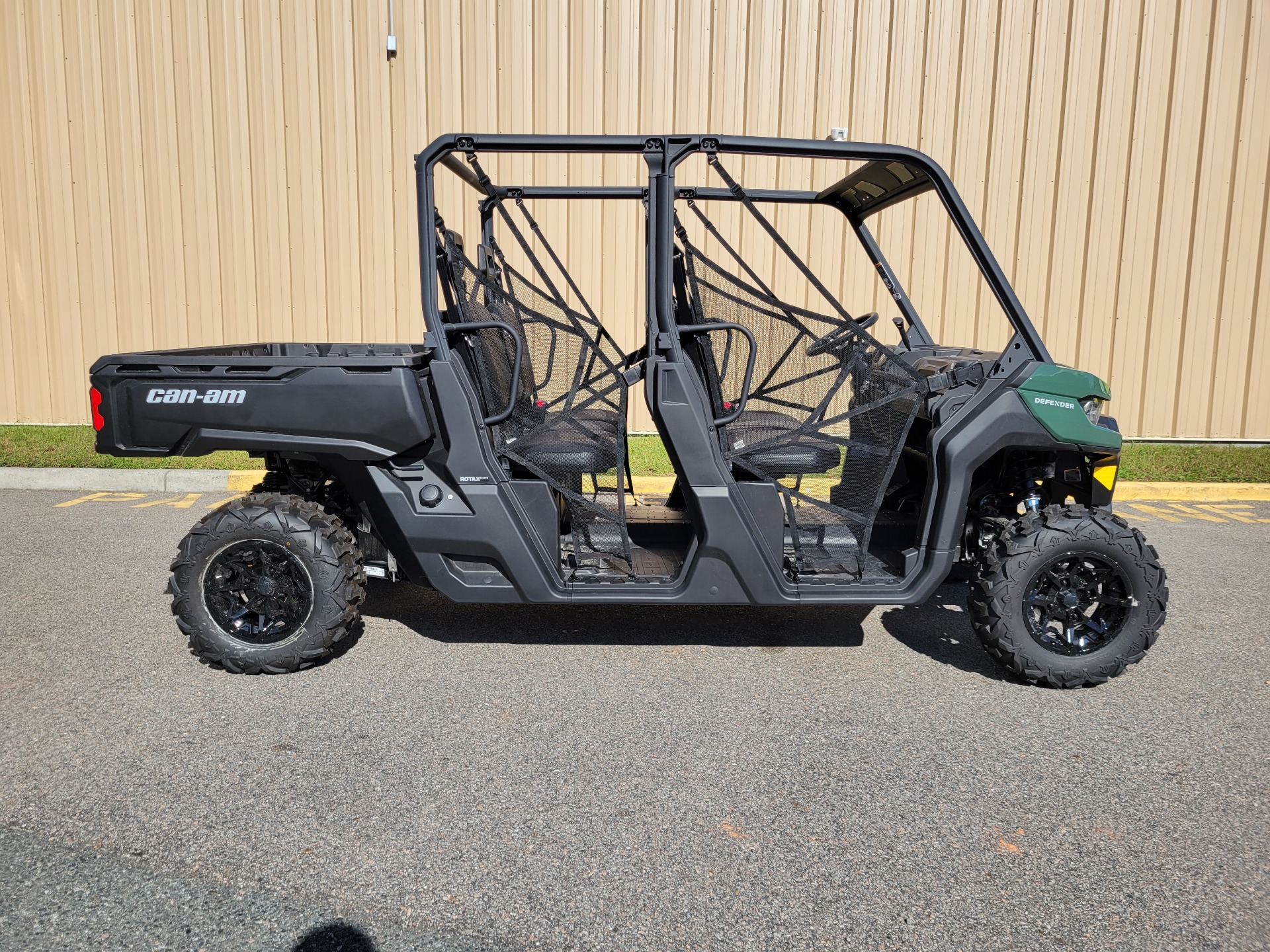 2023 Can-Am Defender MAX DPS HD7 in Chesapeake, Virginia - Photo 1