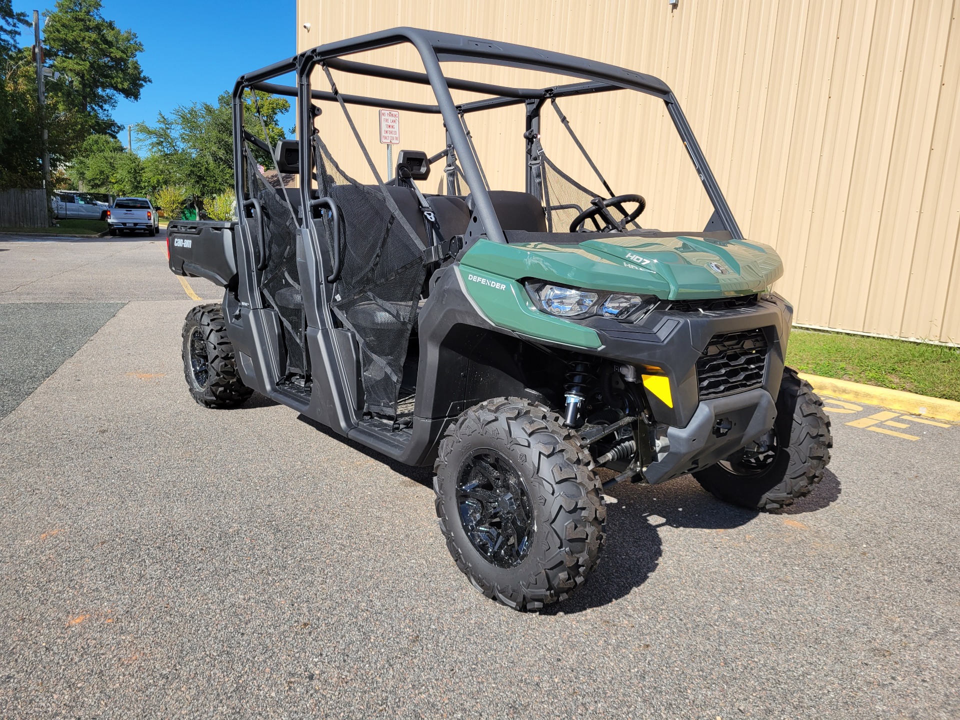 2023 Can-Am Defender MAX DPS HD7 in Chesapeake, Virginia - Photo 2