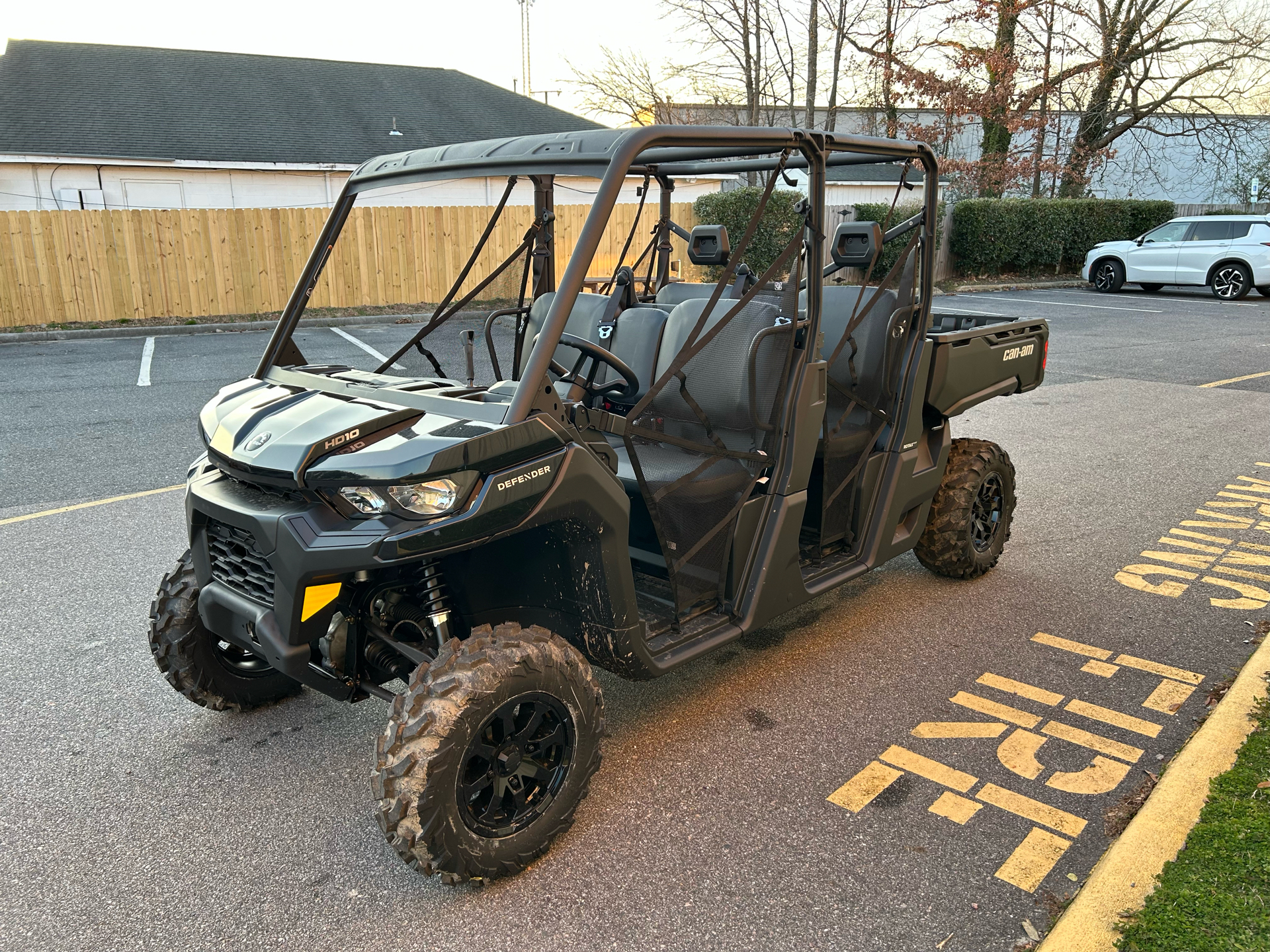2023 Can-Am Defender MAX DPS HD10 in Chesapeake, Virginia - Photo 6