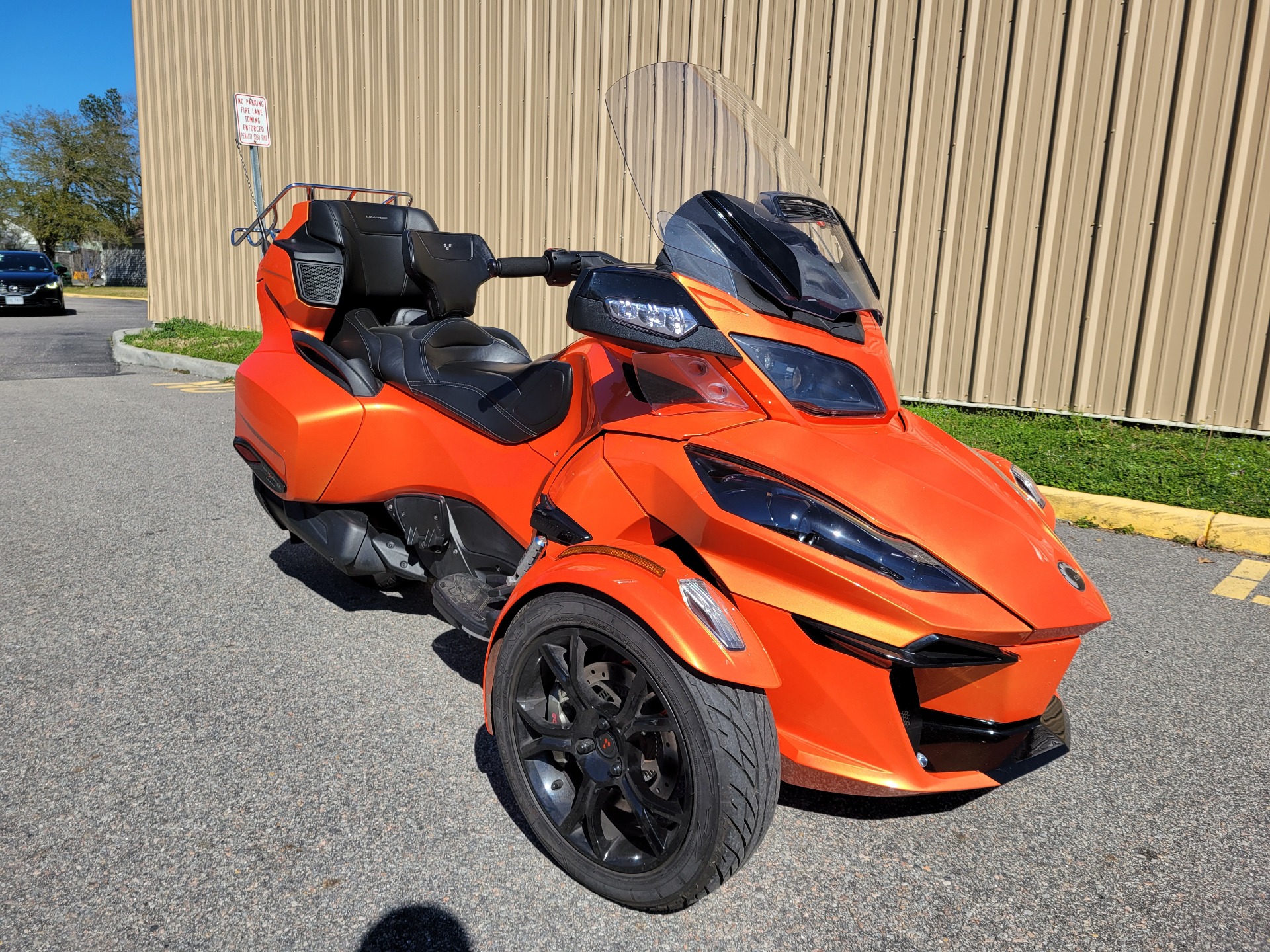 2019 Can-Am Spyder RT Limited in Chesapeake, Virginia - Photo 2