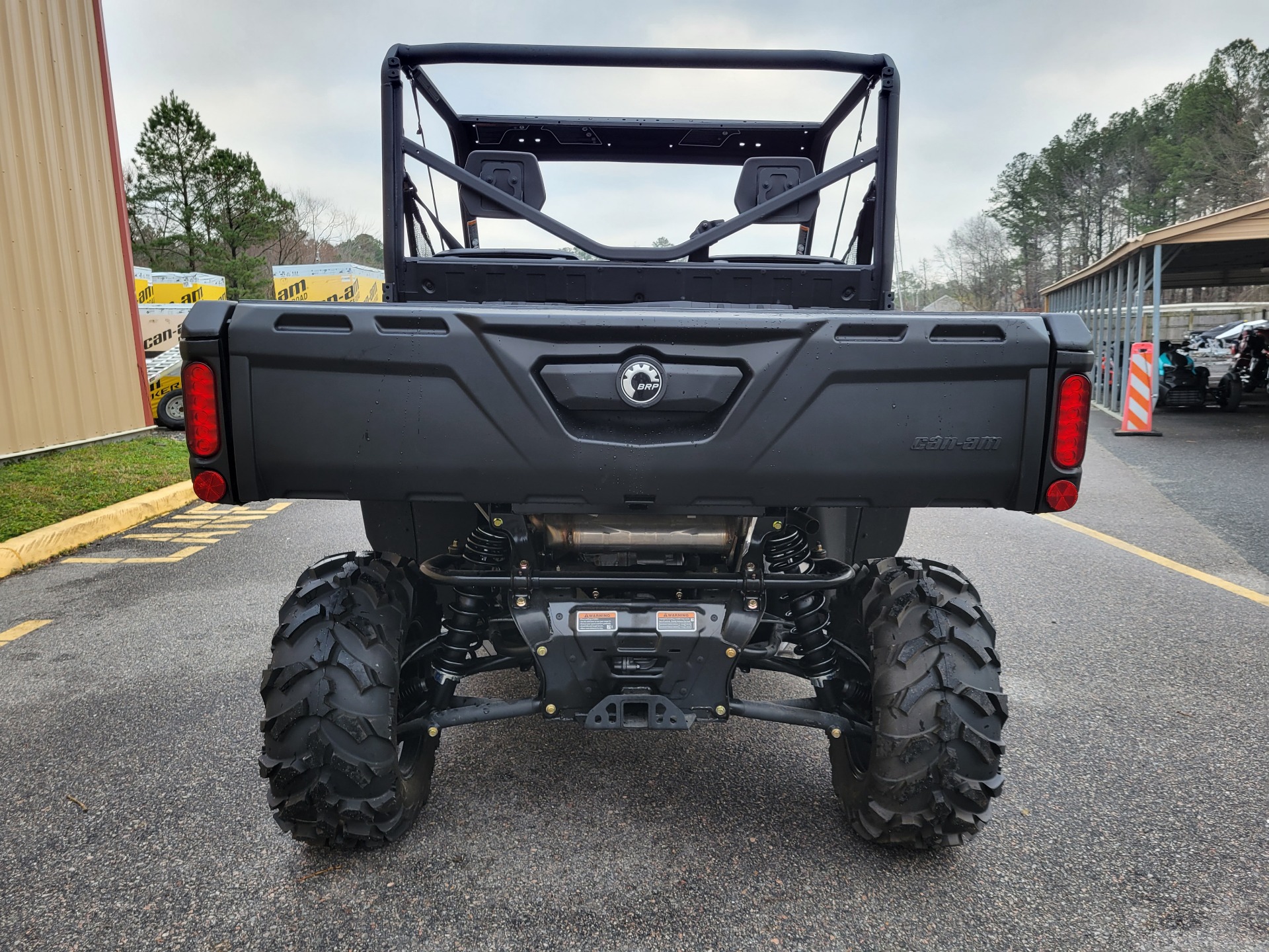 2023 Can-Am Defender DPS HD10 in Chesapeake, Virginia - Photo 7
