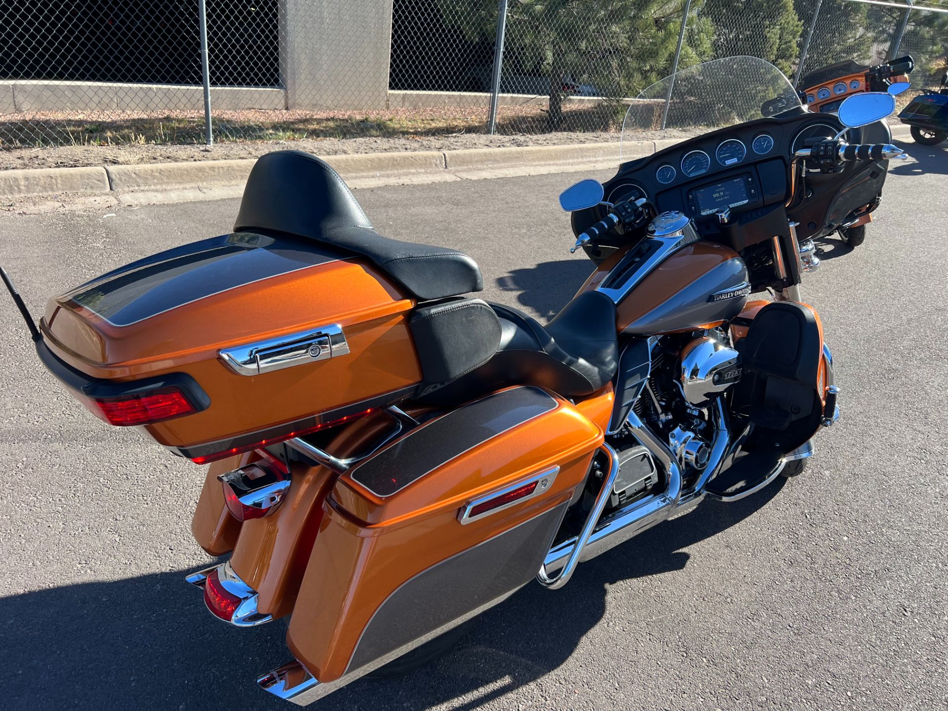 2015 Harley-Davidson Electra Glide® Ultra Classic® Low in Colorado Springs, Colorado - Photo 8
