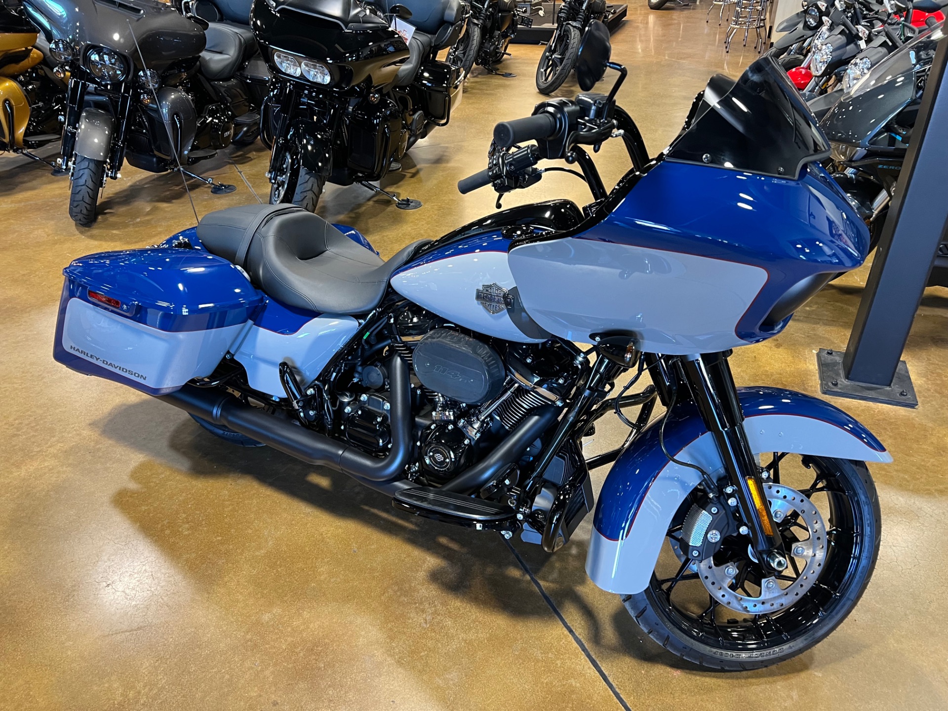 2023 Harley-Davidson Road Glide® Special in Colorado Springs, Colorado - Photo 2