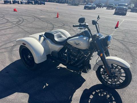 2023 Harley-Davidson Freewheeler® in Colorado Springs, Colorado - Photo 2