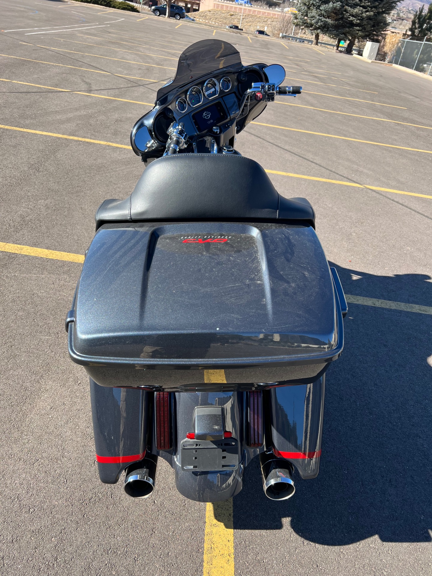 2019 Harley-Davidson CVO™ Street Glide® in Colorado Springs, Colorado - Photo 7