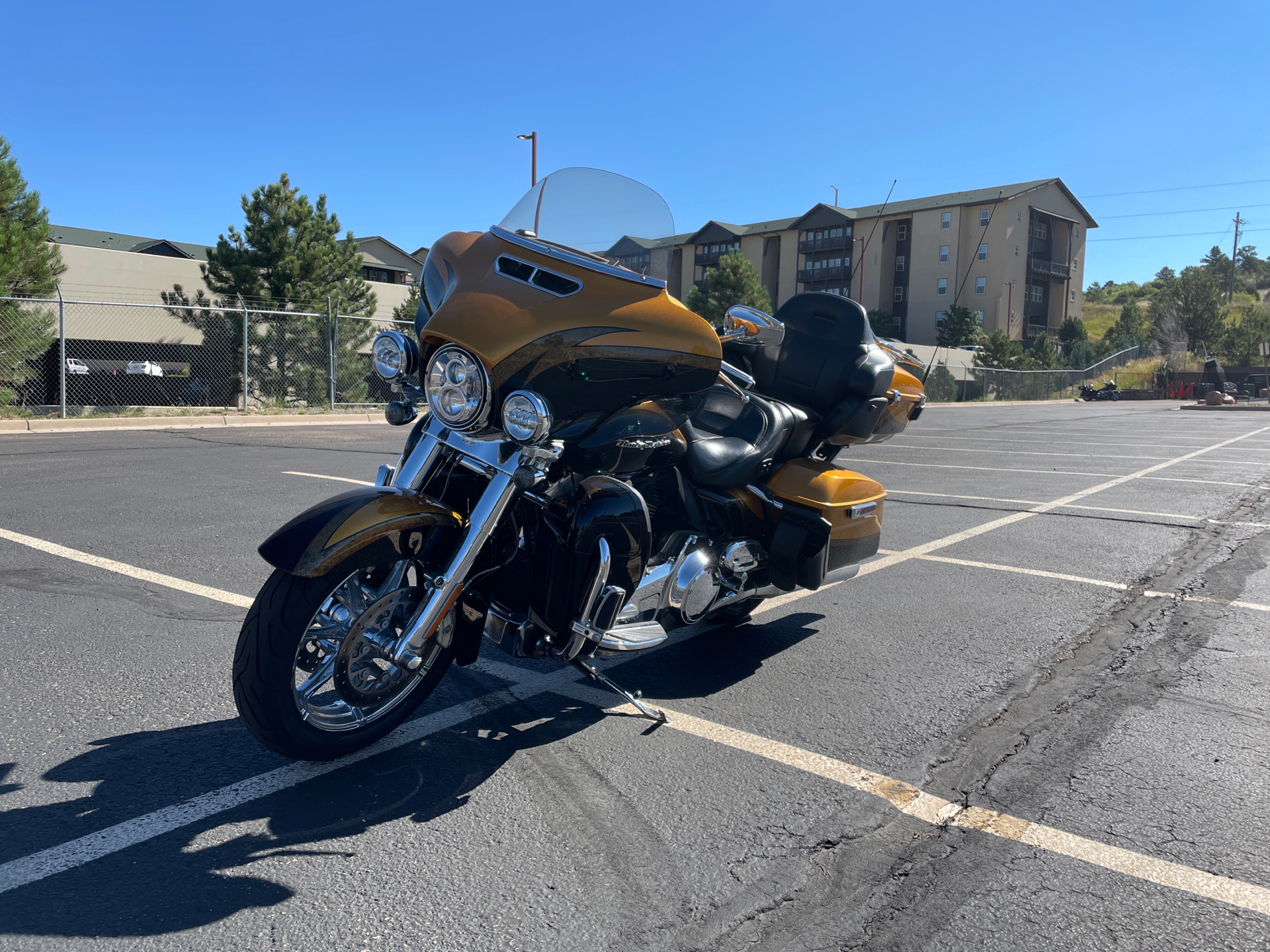 2015 Harley-Davidson CVO™ Limited in Colorado Springs, Colorado - Photo 3